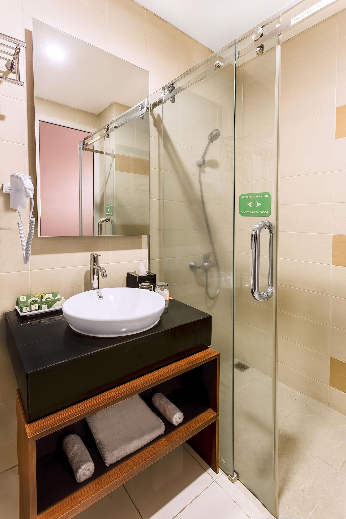 Lynt Hotel Jakarta