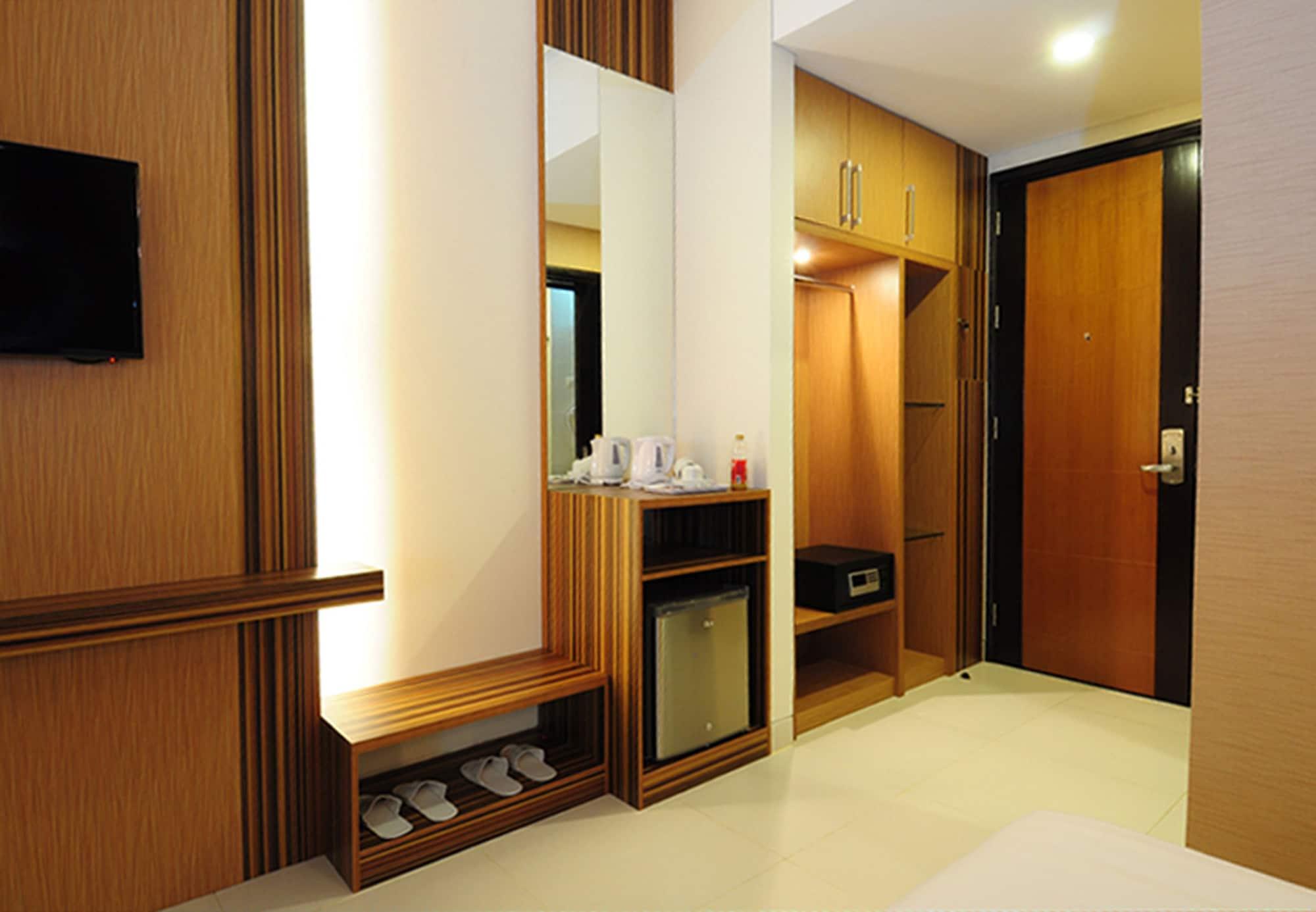 Hotel Lynt 3*