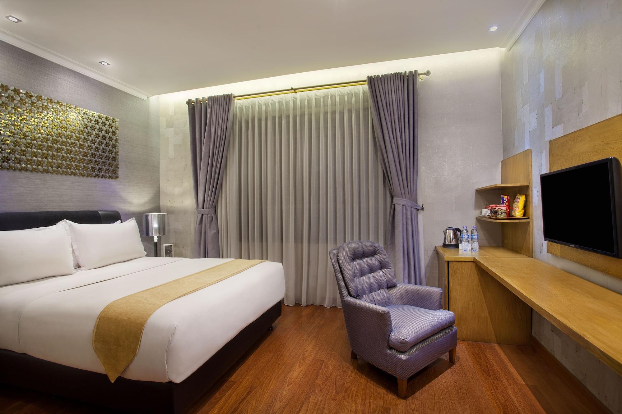 Sahati Hotel 3*