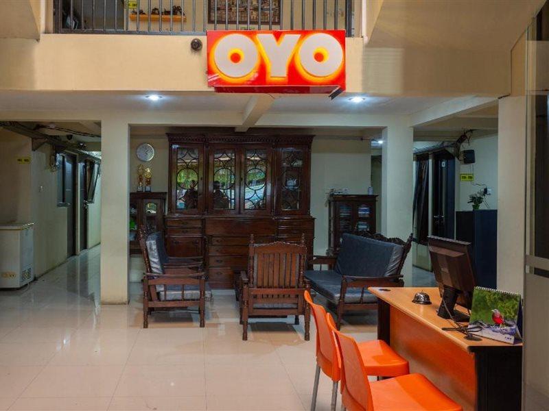 Audah Syariah Kuningan Redpartner Hotel Jakarta