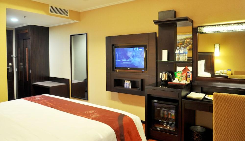 Western Mangga Dua & 4*