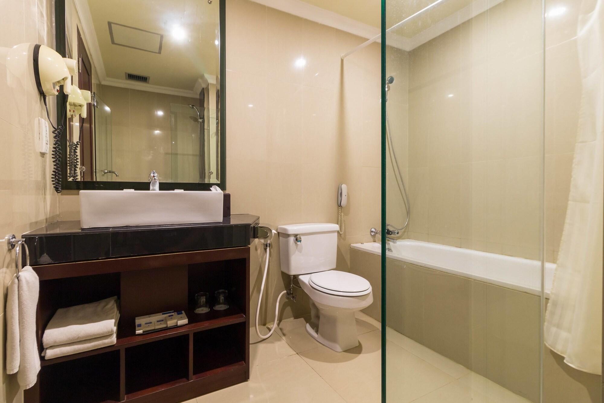 Twin Plaza Jakarta