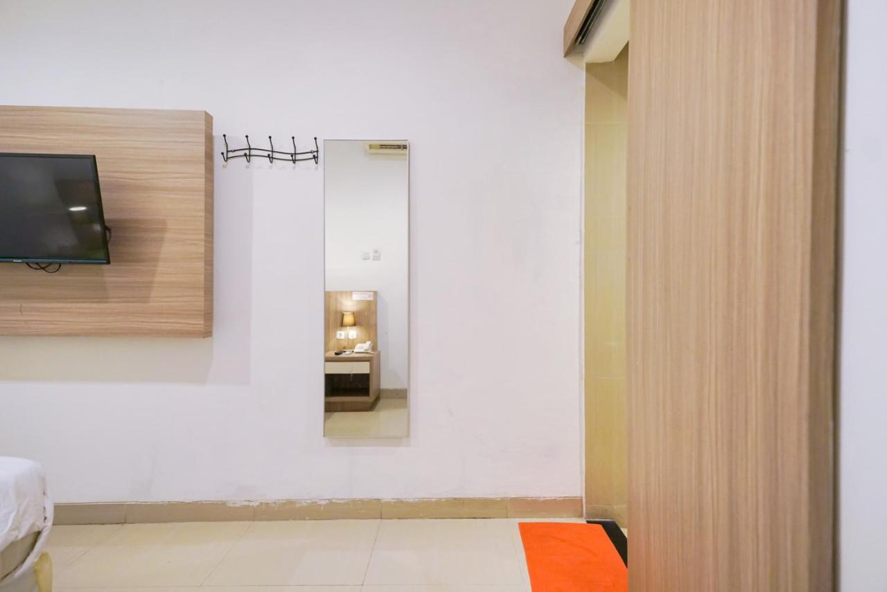 Urbanview Bes Mangga Besar By Reddoorz