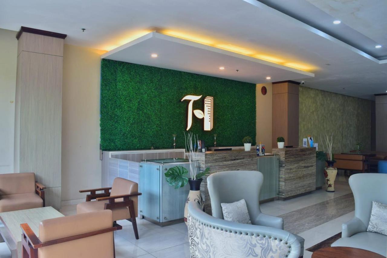 Hotel Terraz Tree