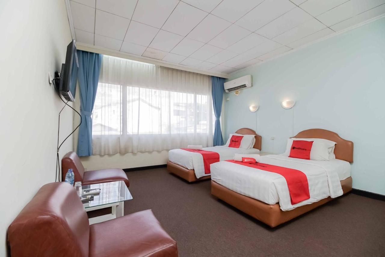 Reddoorz Near Kebayoran Baru Blok S Hotel Jakarta
