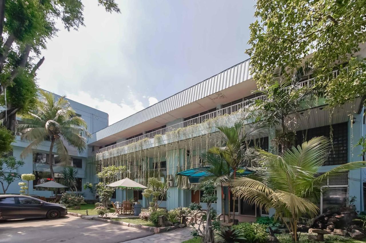 Reddoorz Near Kebayoran Baru Blok S Hotel Jakarta