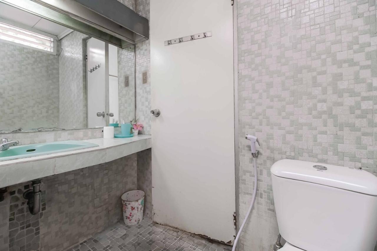 Reddoorz Near Kebayoran Baru Blok S Hotel 2*
