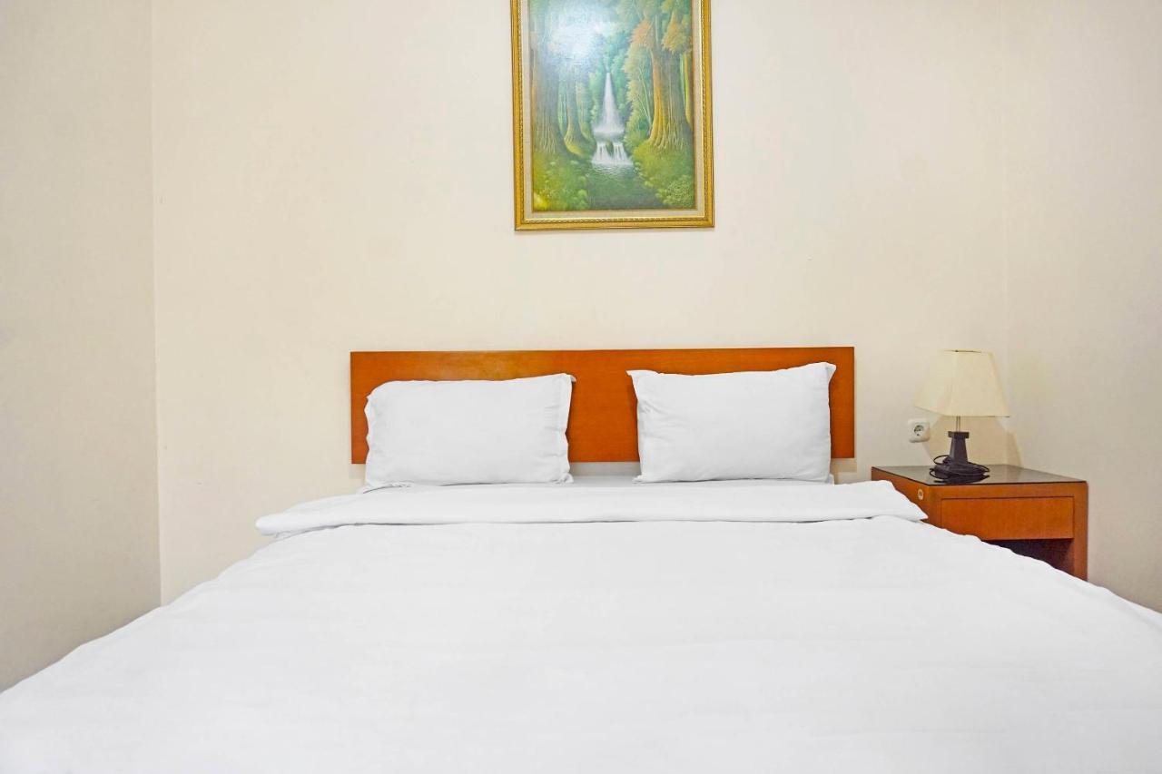 Collection O 91380 Golden Mansion Khách sạn 3*