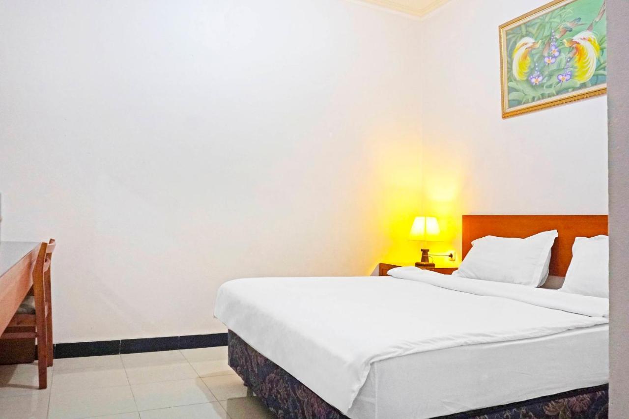 Collection O 91380 Golden Mansion Khách sạn Jakarta