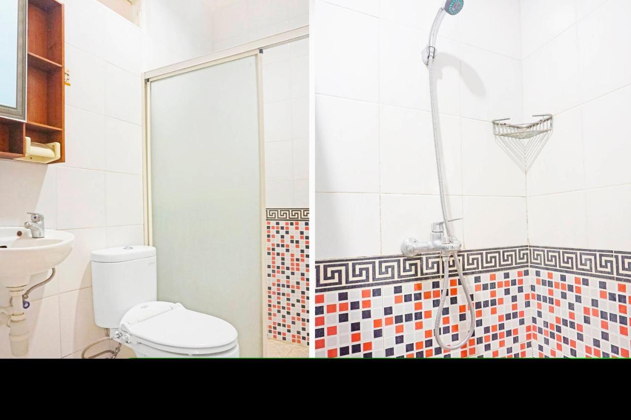 Khách sạn Collection O 91380 Golden Mansion 3*
