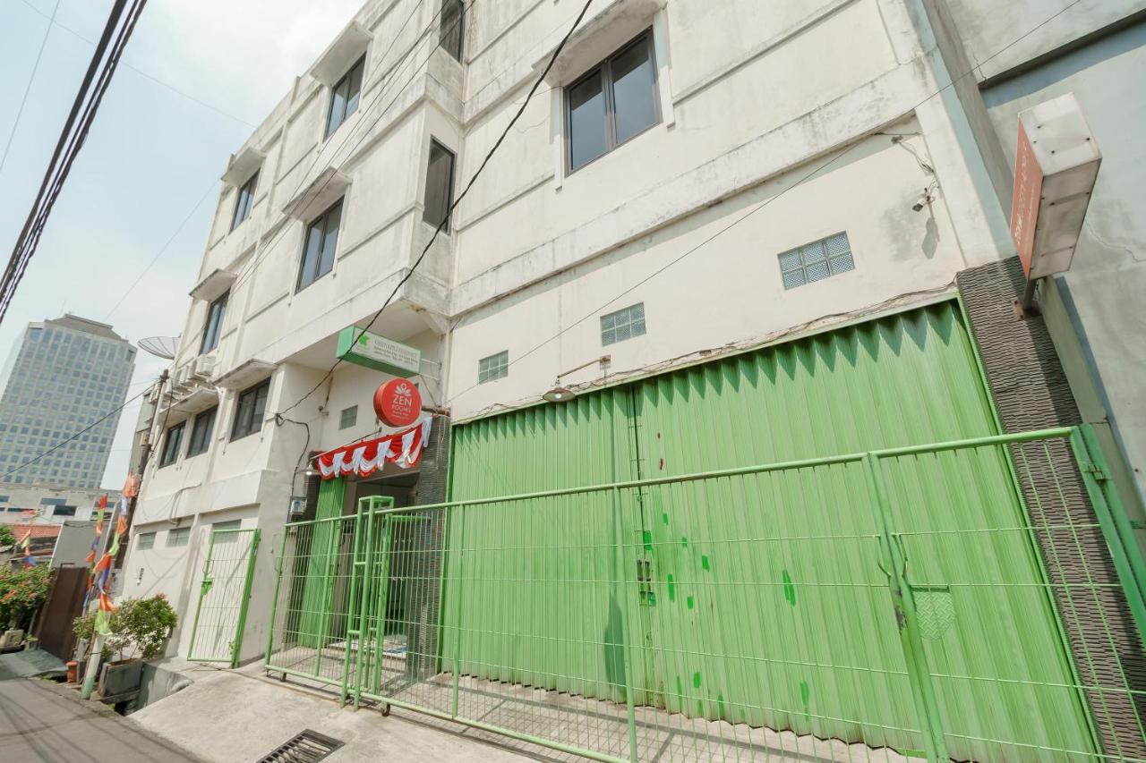 Apple Near Sarinah Mitra Reddoorz Wisma tamu Jakarta