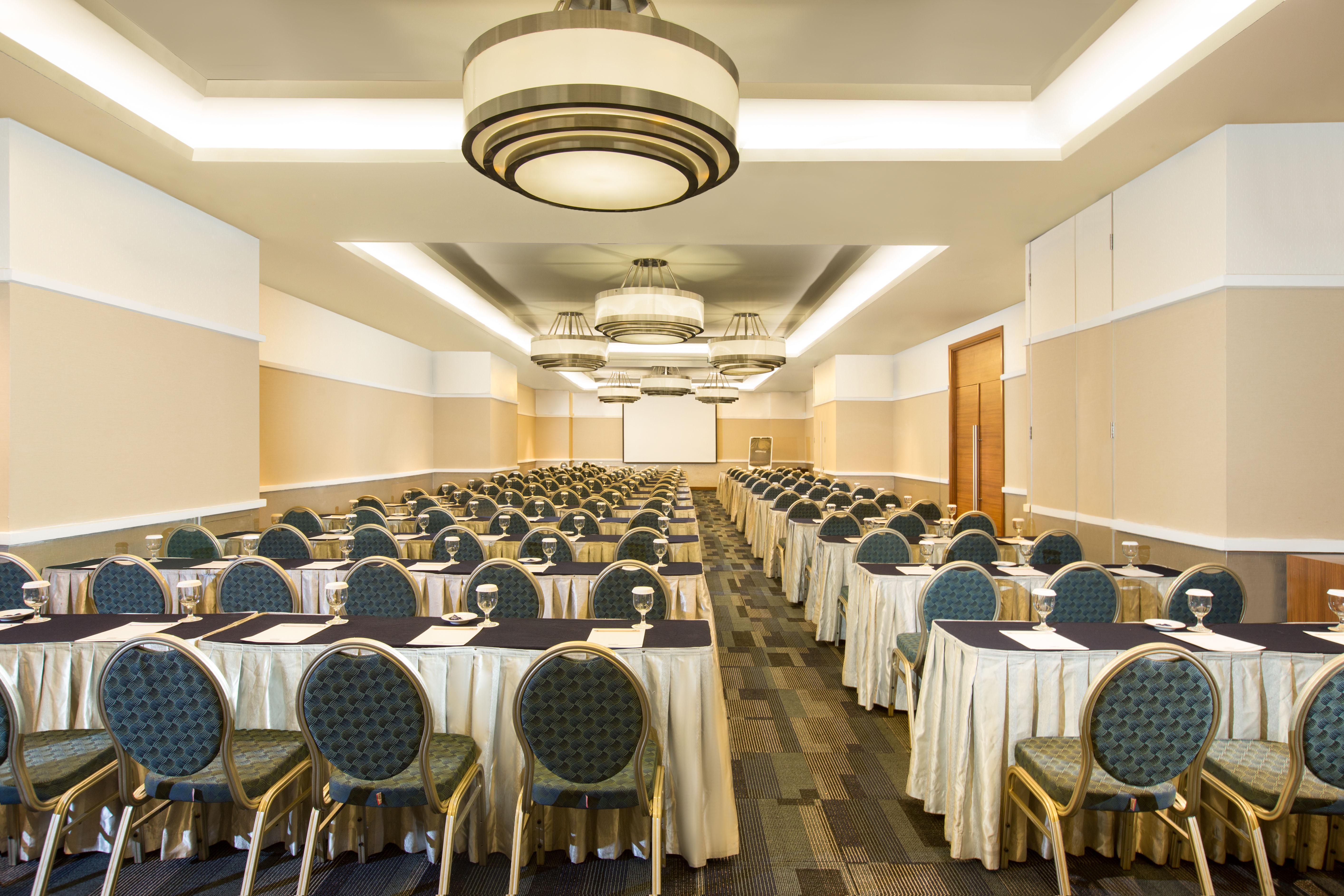Horison Ultima & Residences Rasuna 4* Jakarta