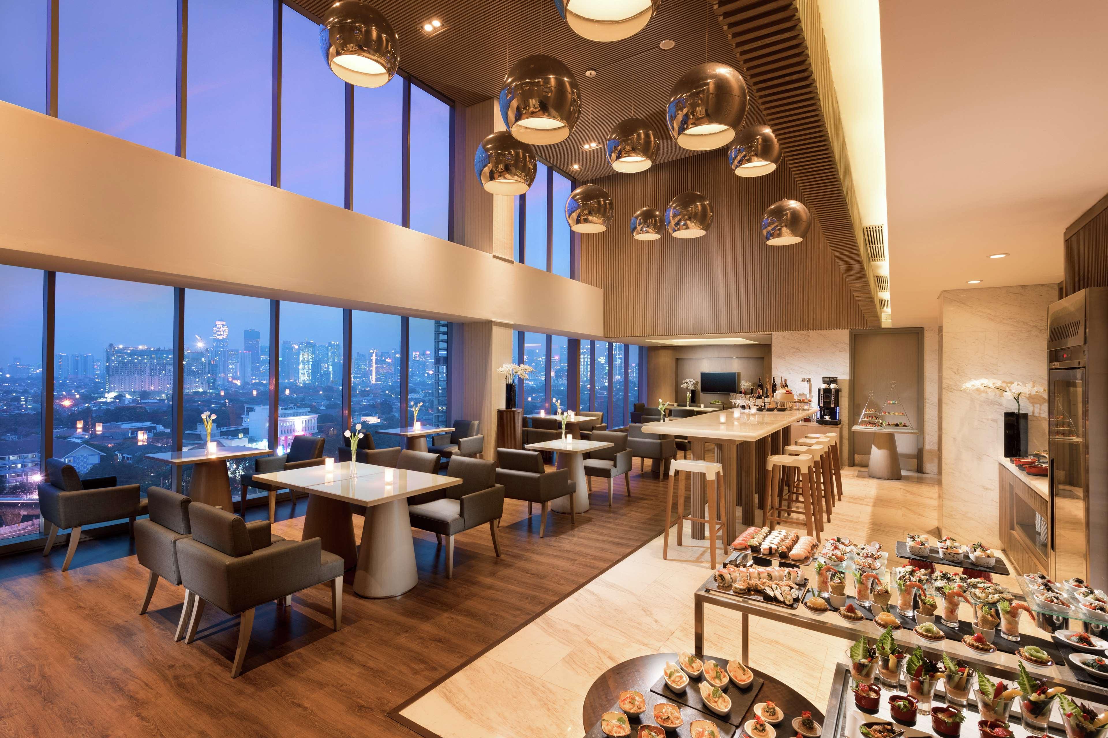 Doubletree By Hilton - Diponegoro Hotel
