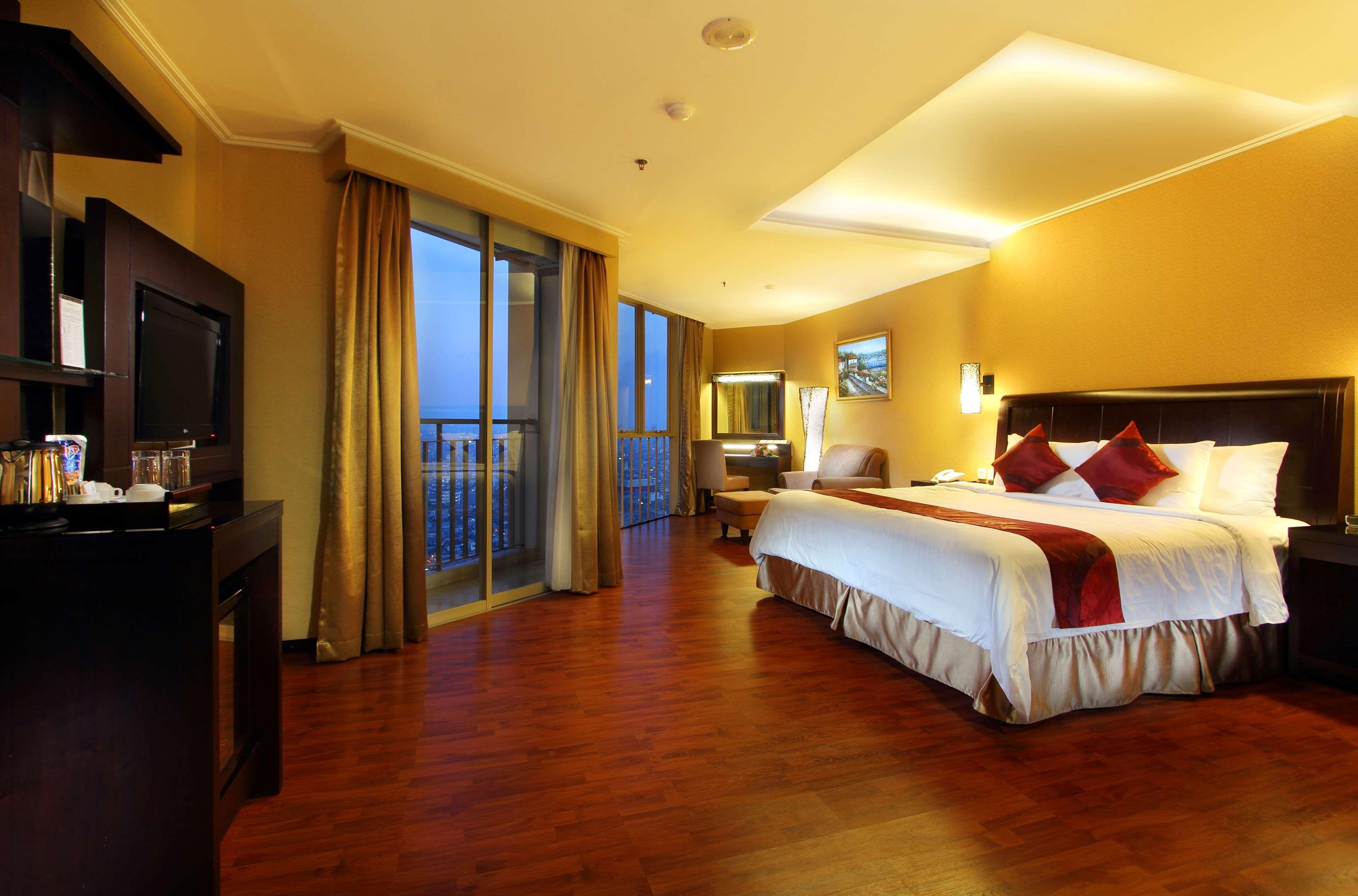 Western Mangga Dua & 4*