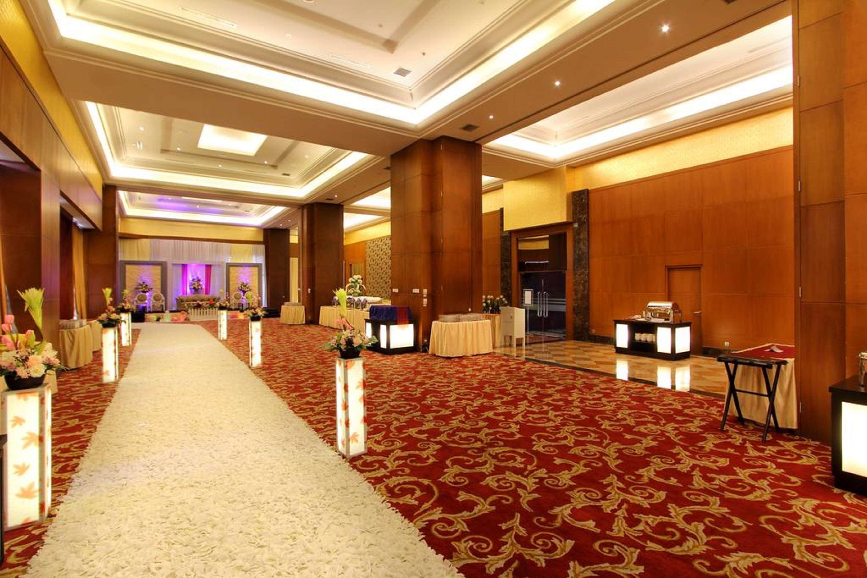 Hotel Western Mangga Dua &