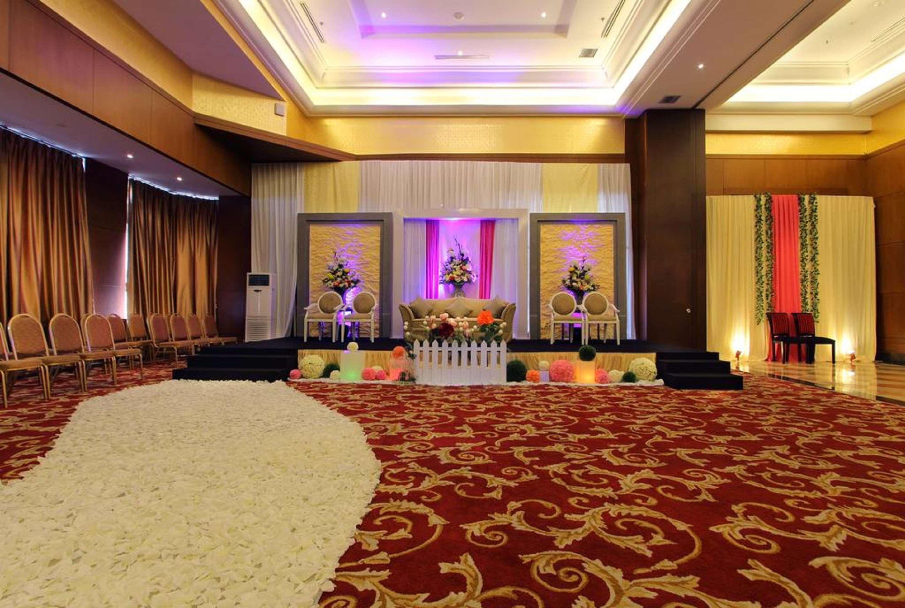 Hotel Western Mangga Dua &