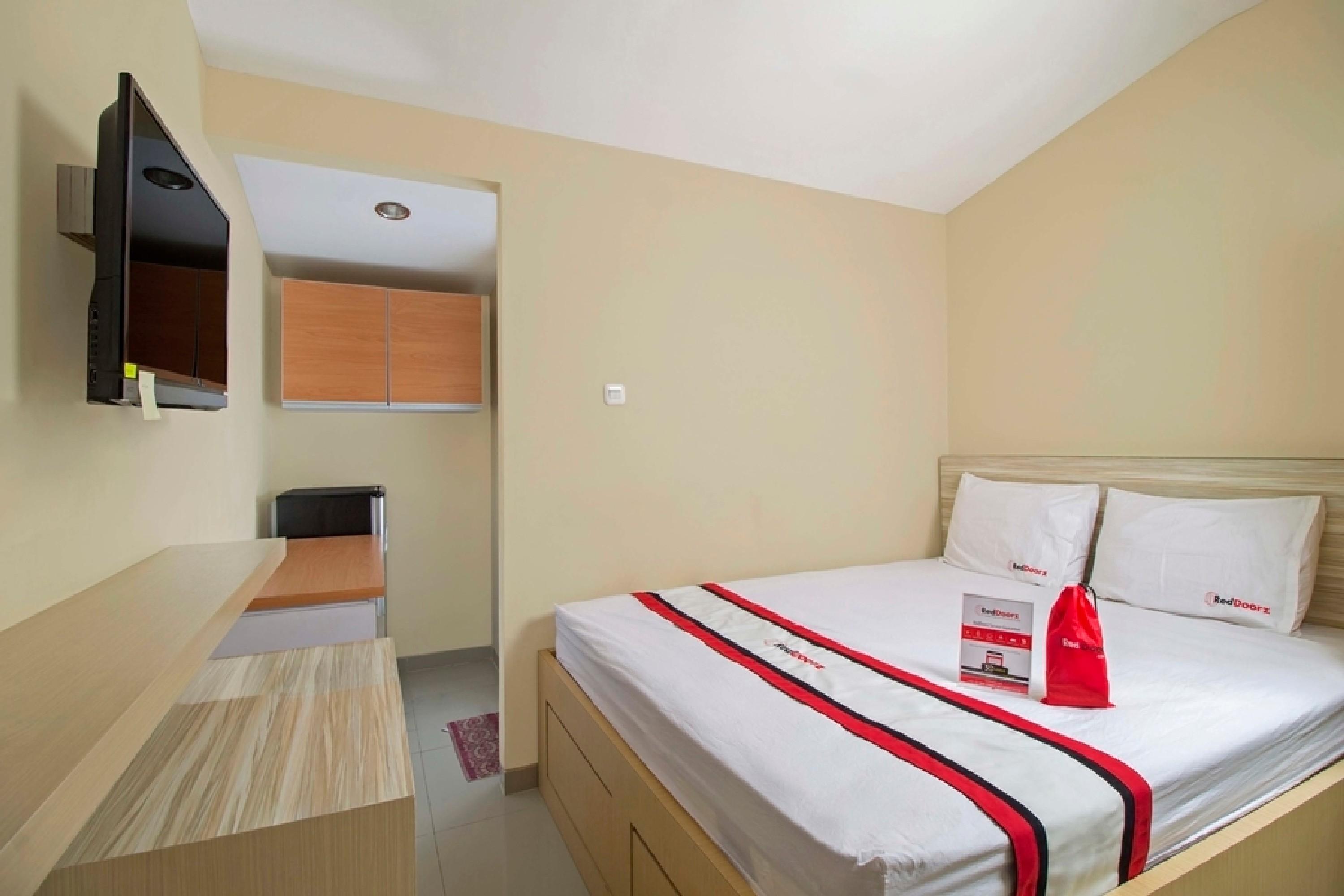 Guest house Reddoorz Plus @ Setiabudi Tengah 2*