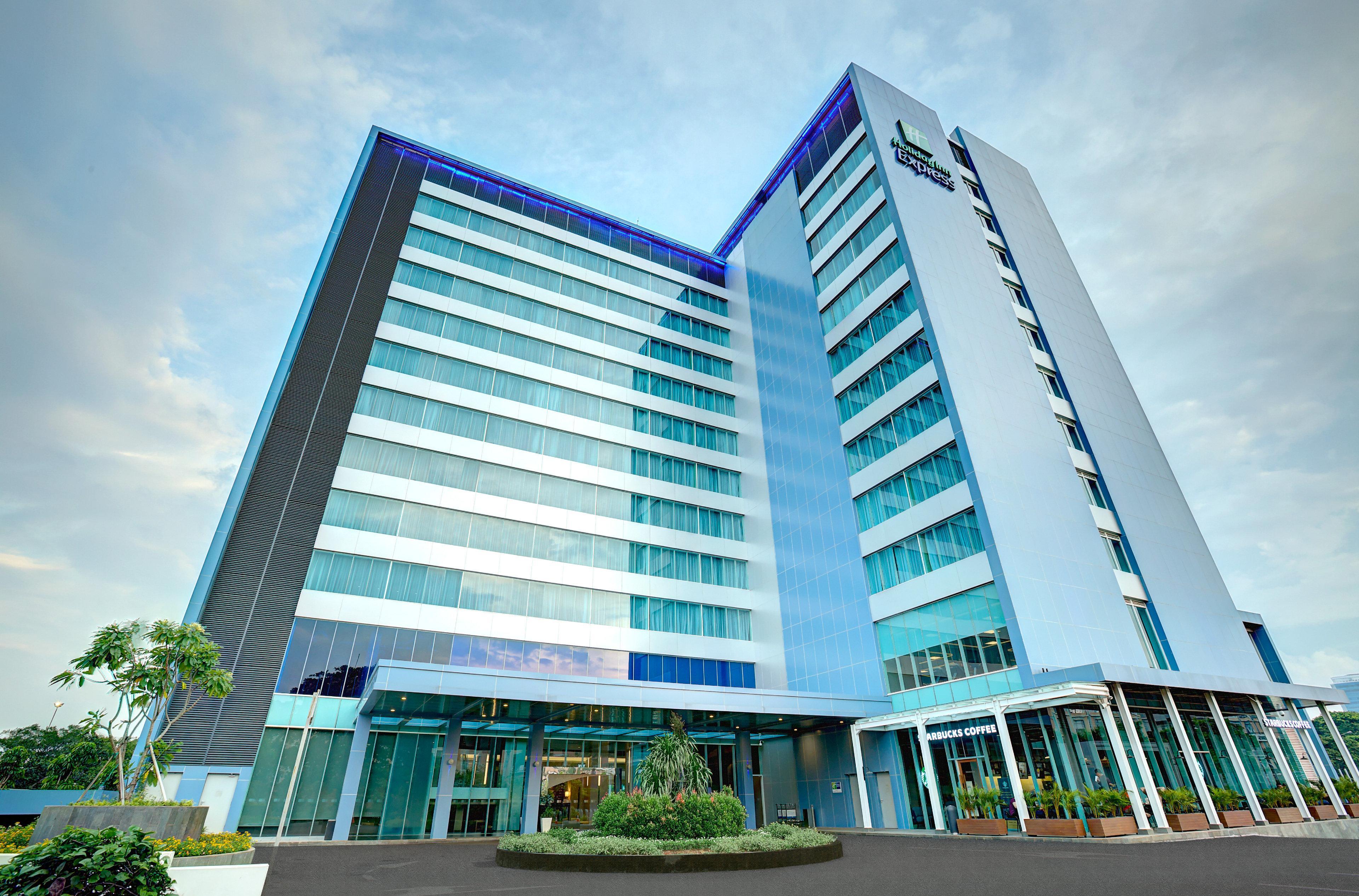 Express International Expo By Ihg Hotel 3*