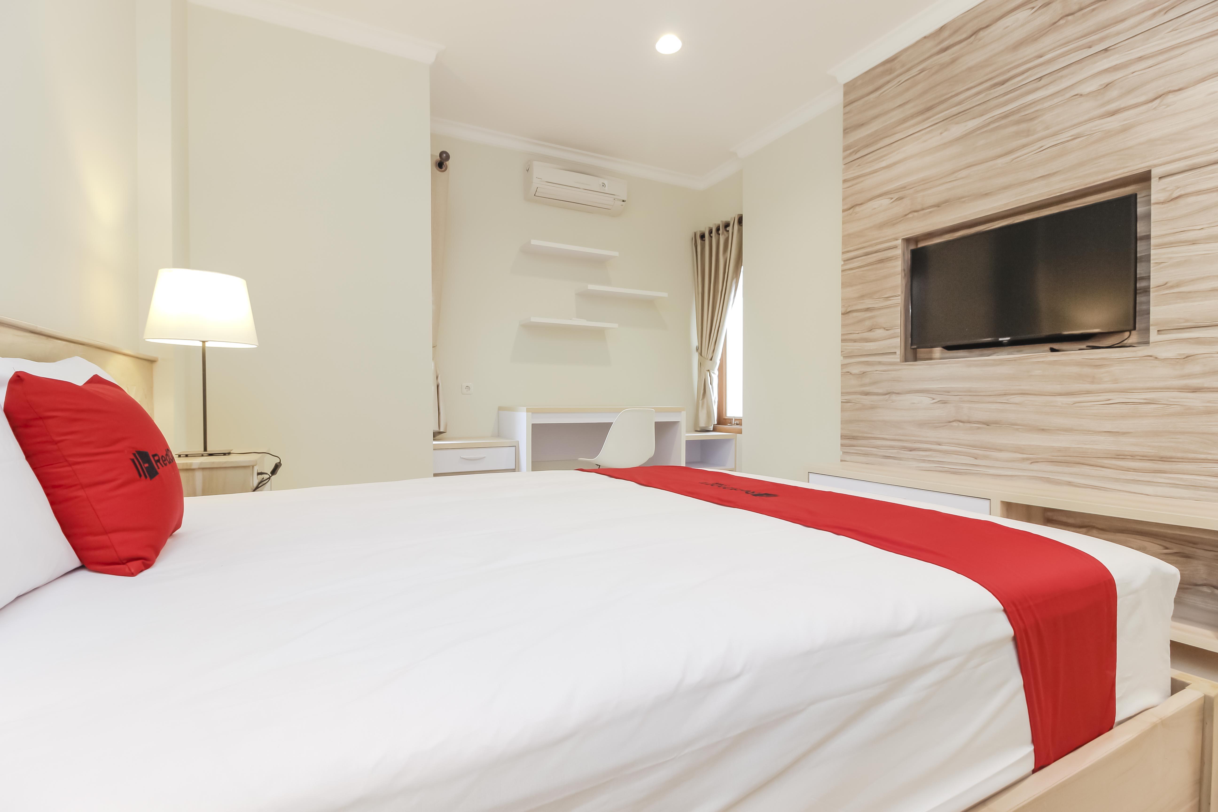 Reddoorz Premium Near Ragunan Zoo 2 3*