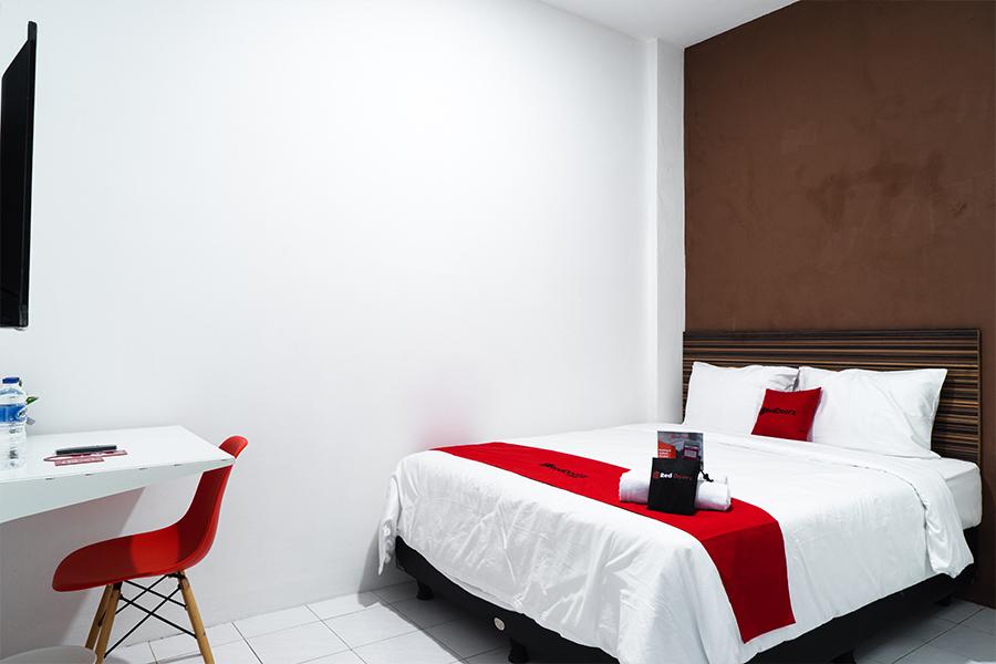 Reddoorz Near Seasons Mall 2* Jakarta