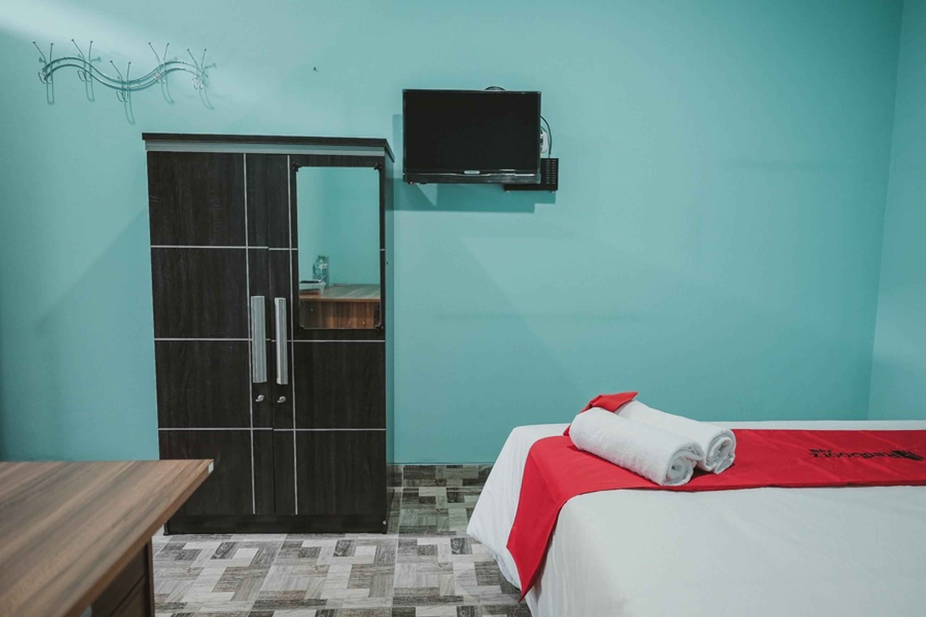 Guest house Reddoorz Near Rsud Koja