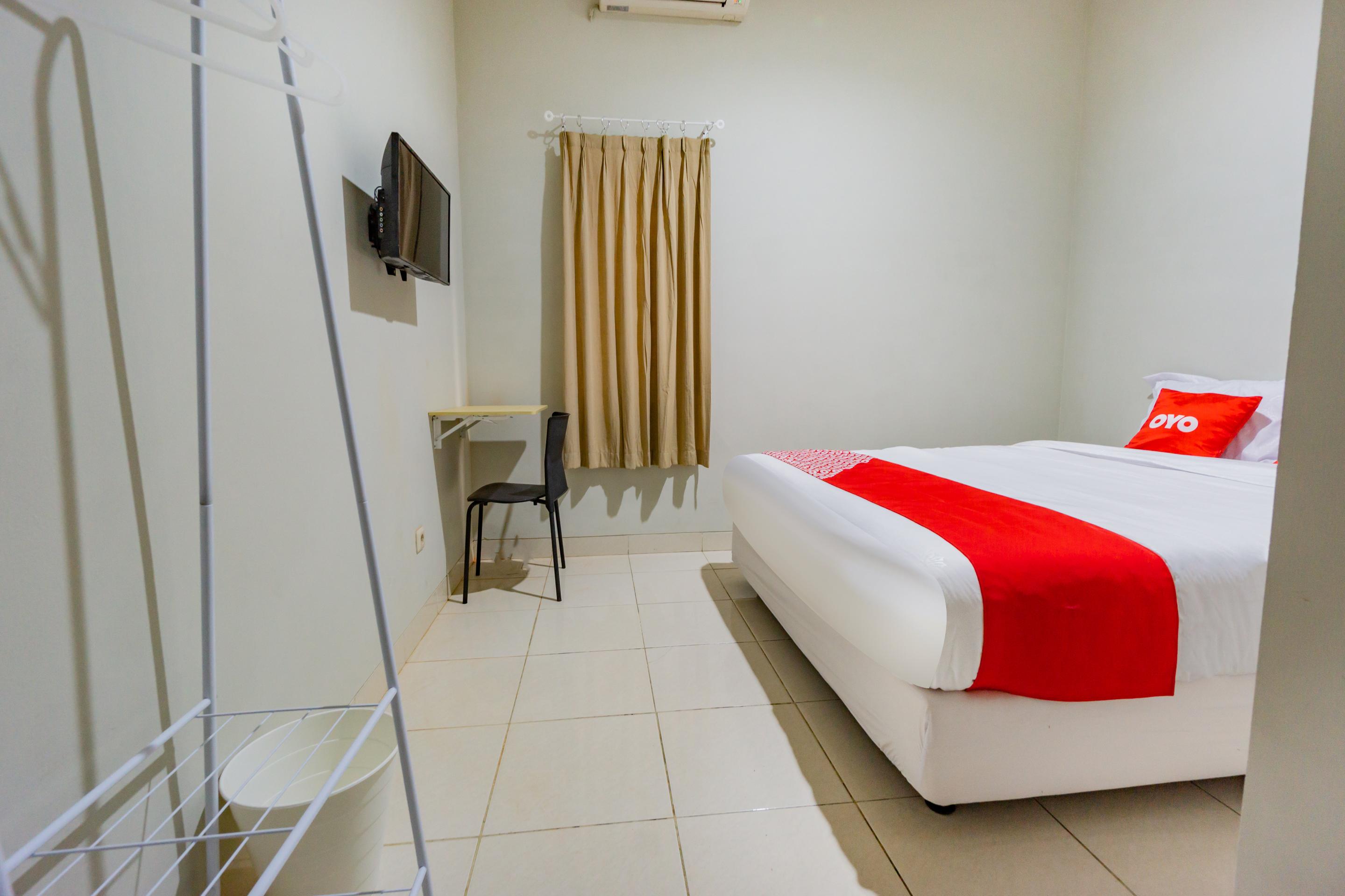 Hotel Oyo 2416 Griya Otista Syariah Jakarta