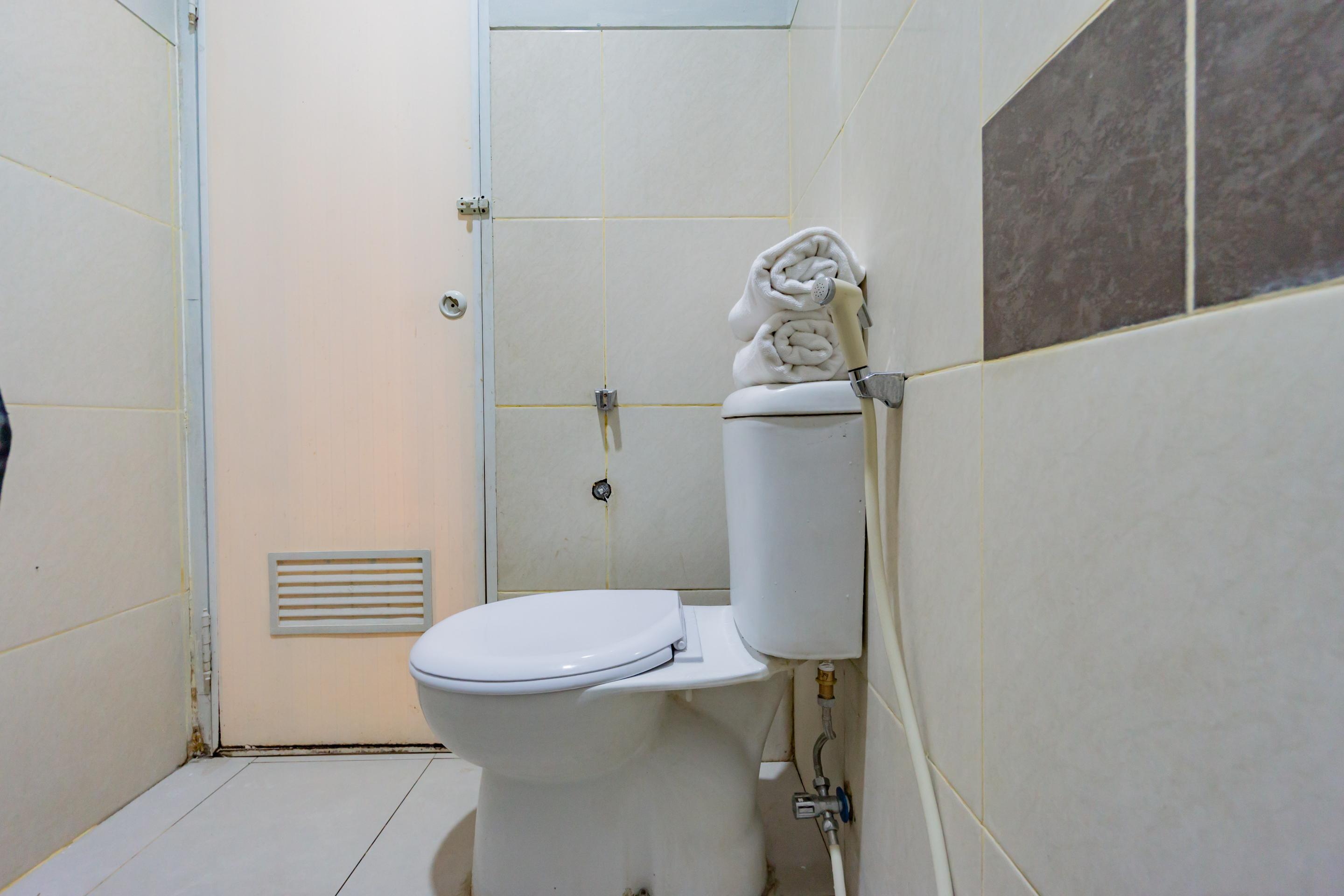 Hotel Oyo 2416 Griya Otista Syariah