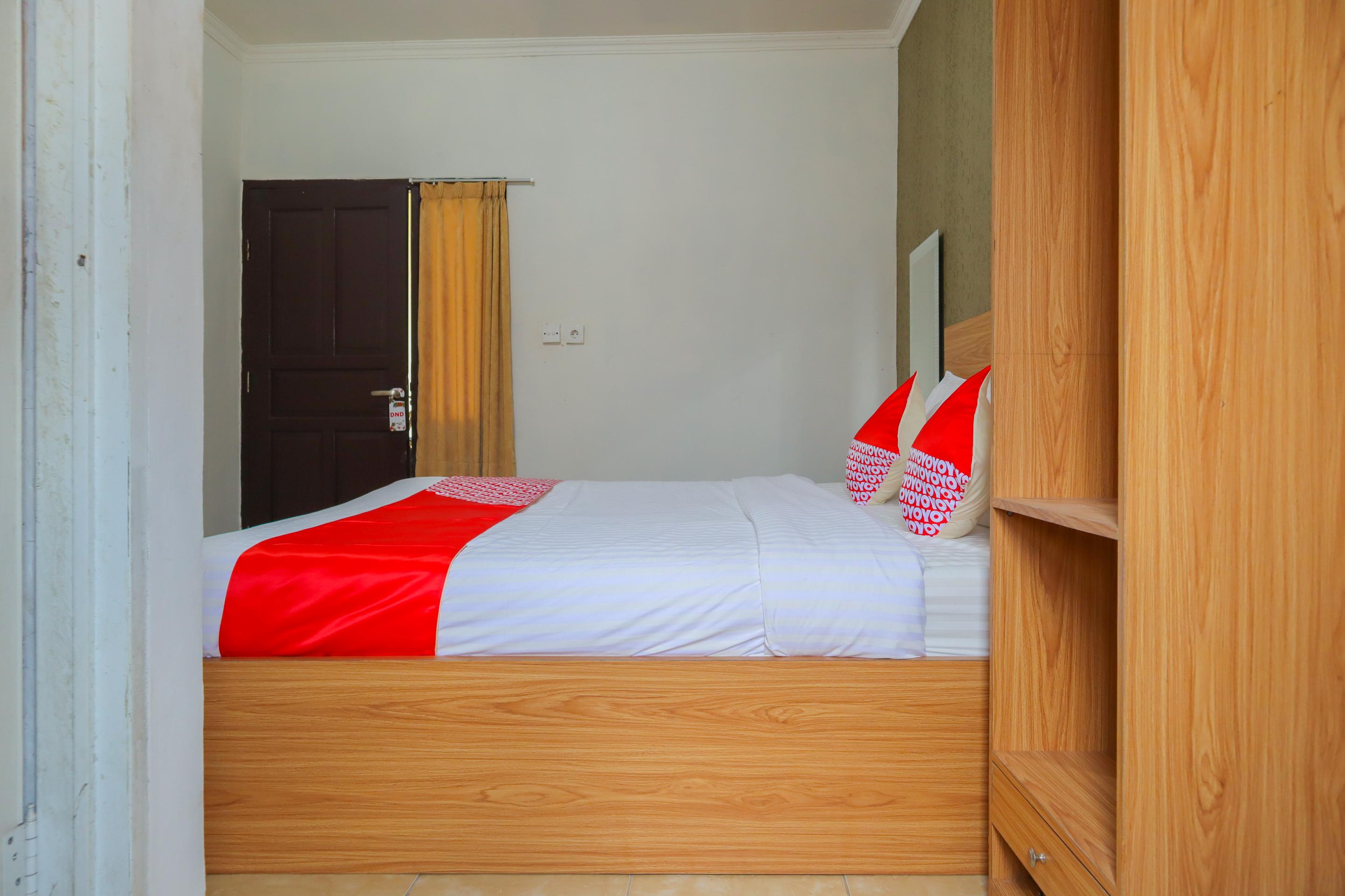 Hotel Oyo 2547 Assirot 2*