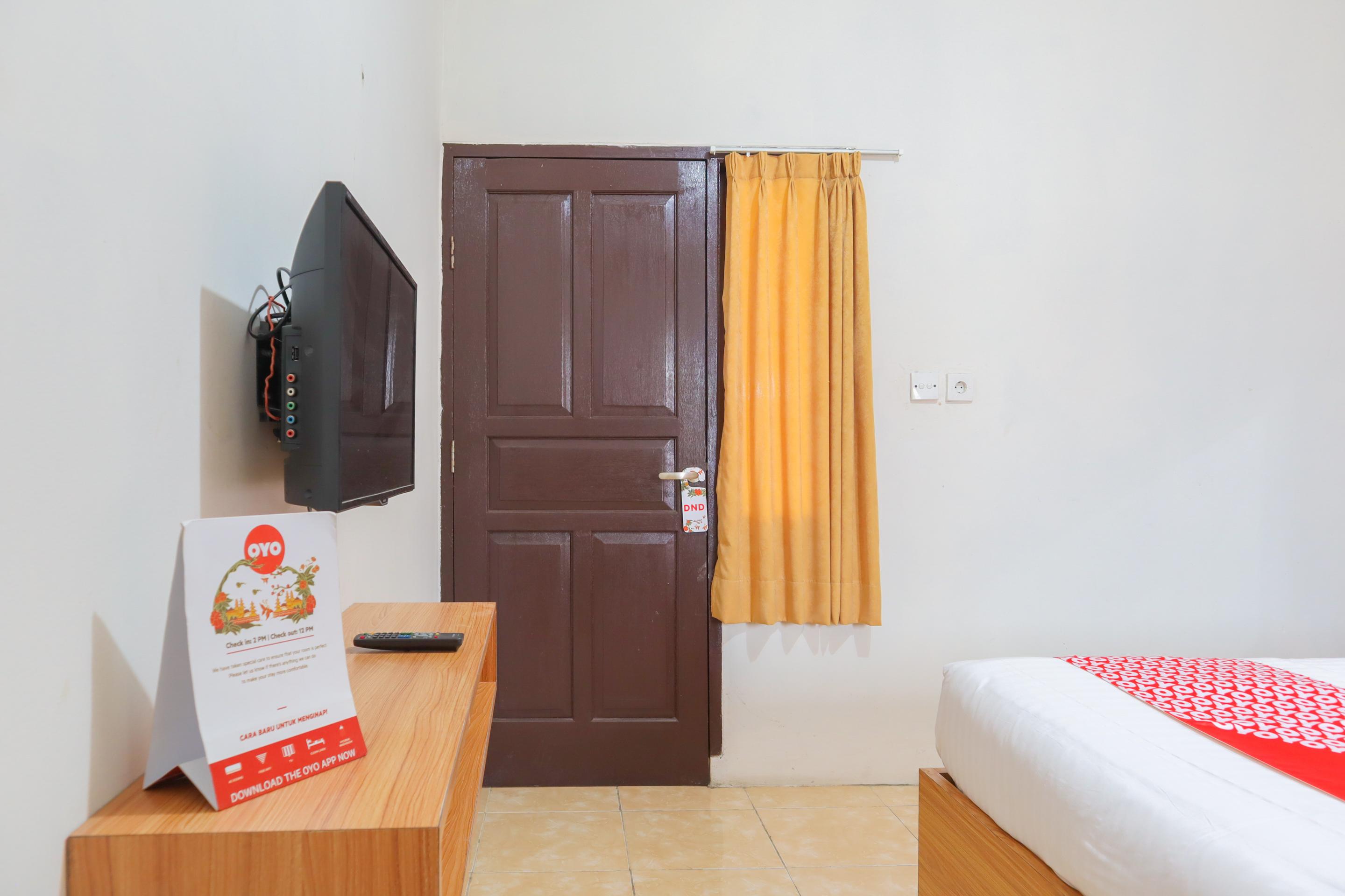 Oyo 2547 Assirot Hotel