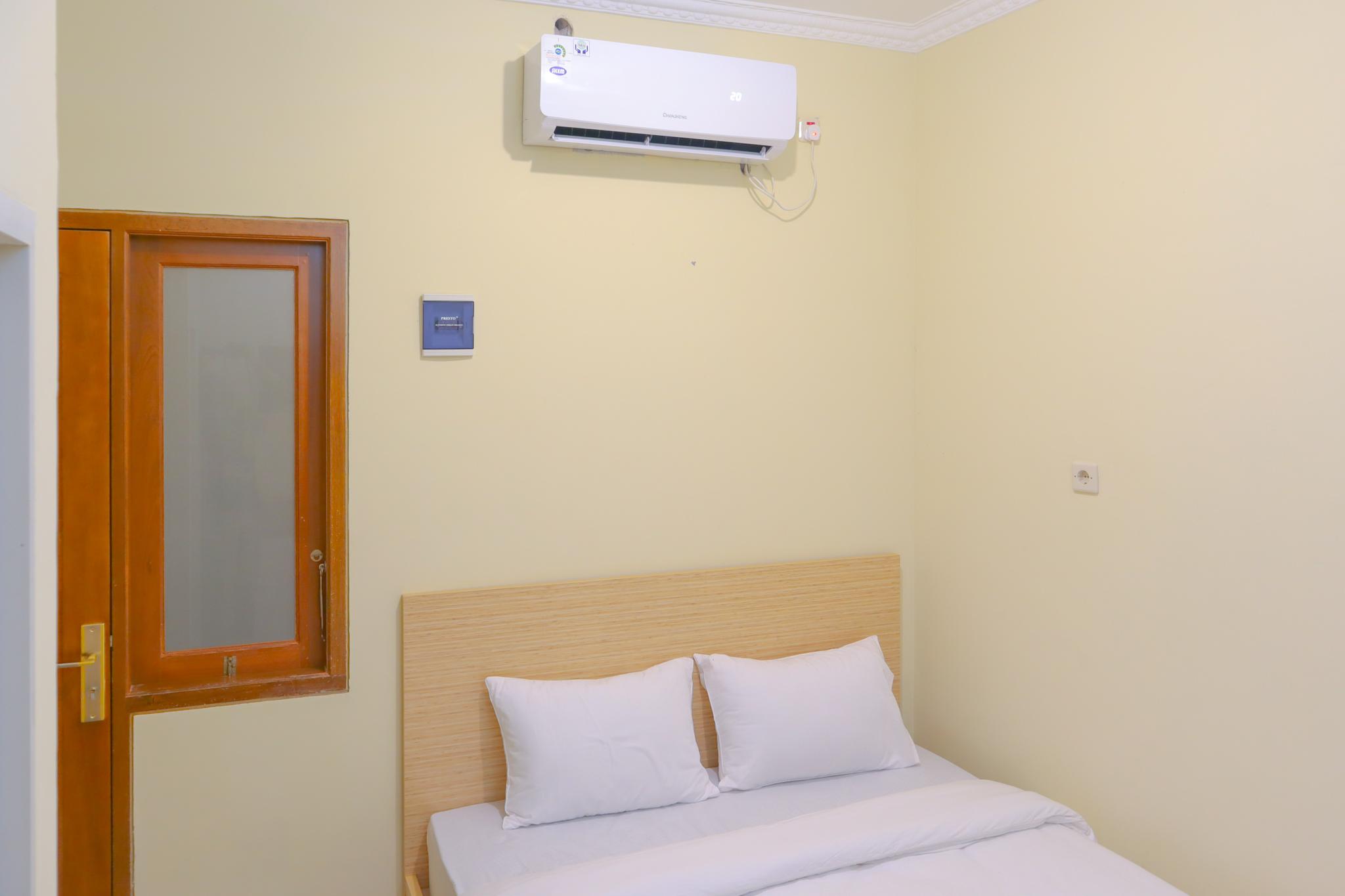 Dpaseban Mitra Reddoorz Jakarta