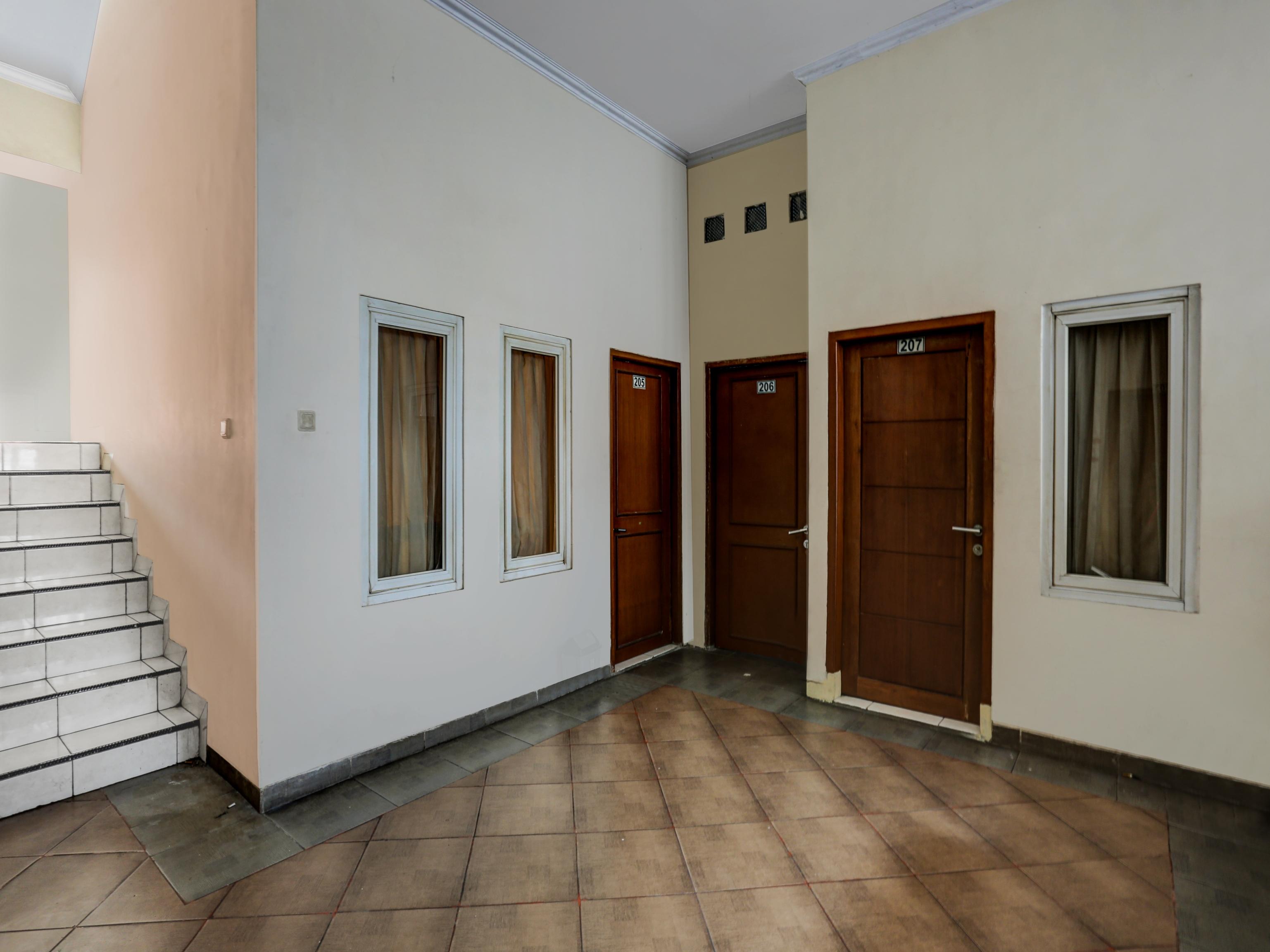 Hotel Oyo 90068 Exclusive Barkah Syariah