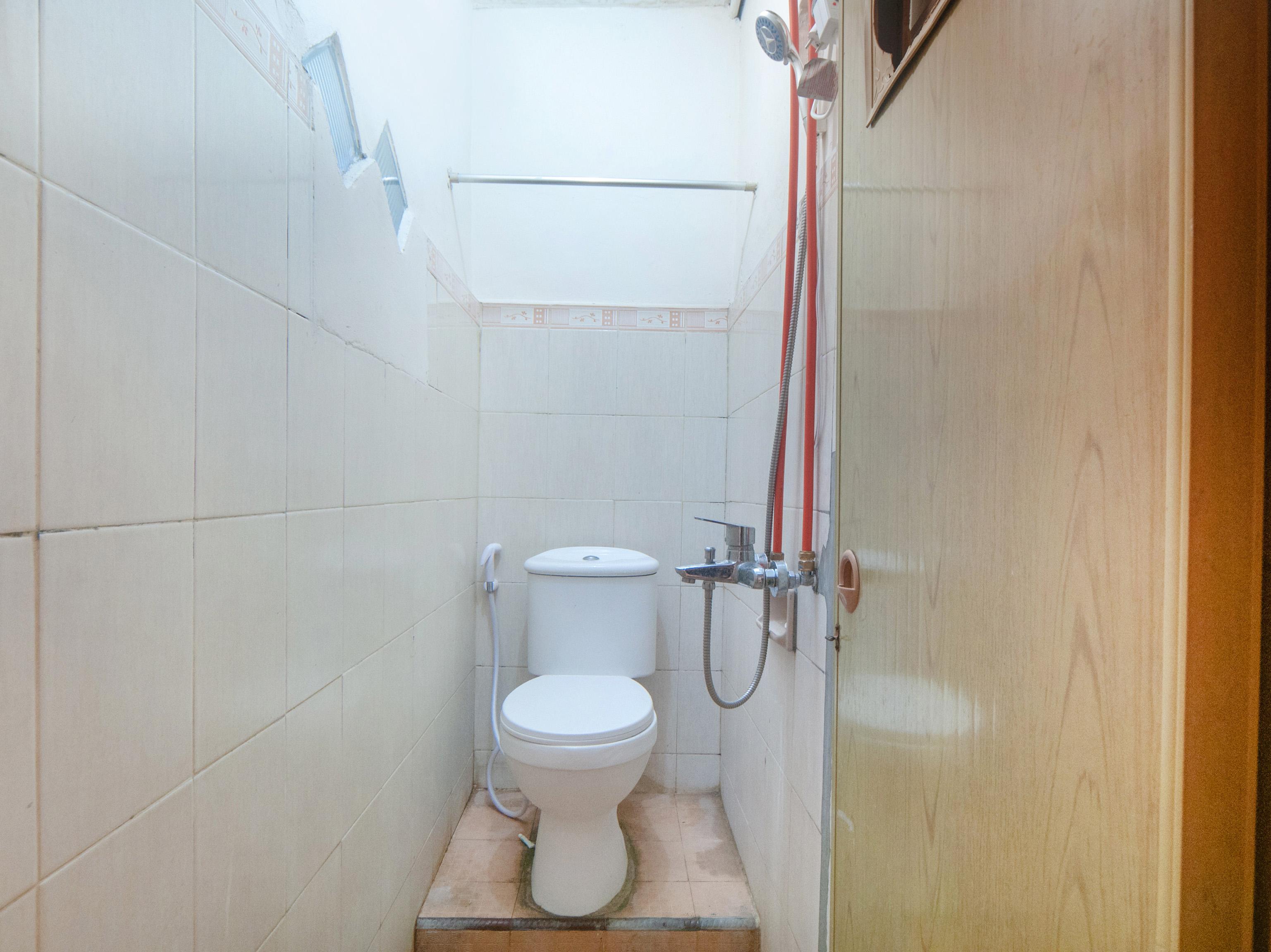 Oyo 2256 Danysa 2*