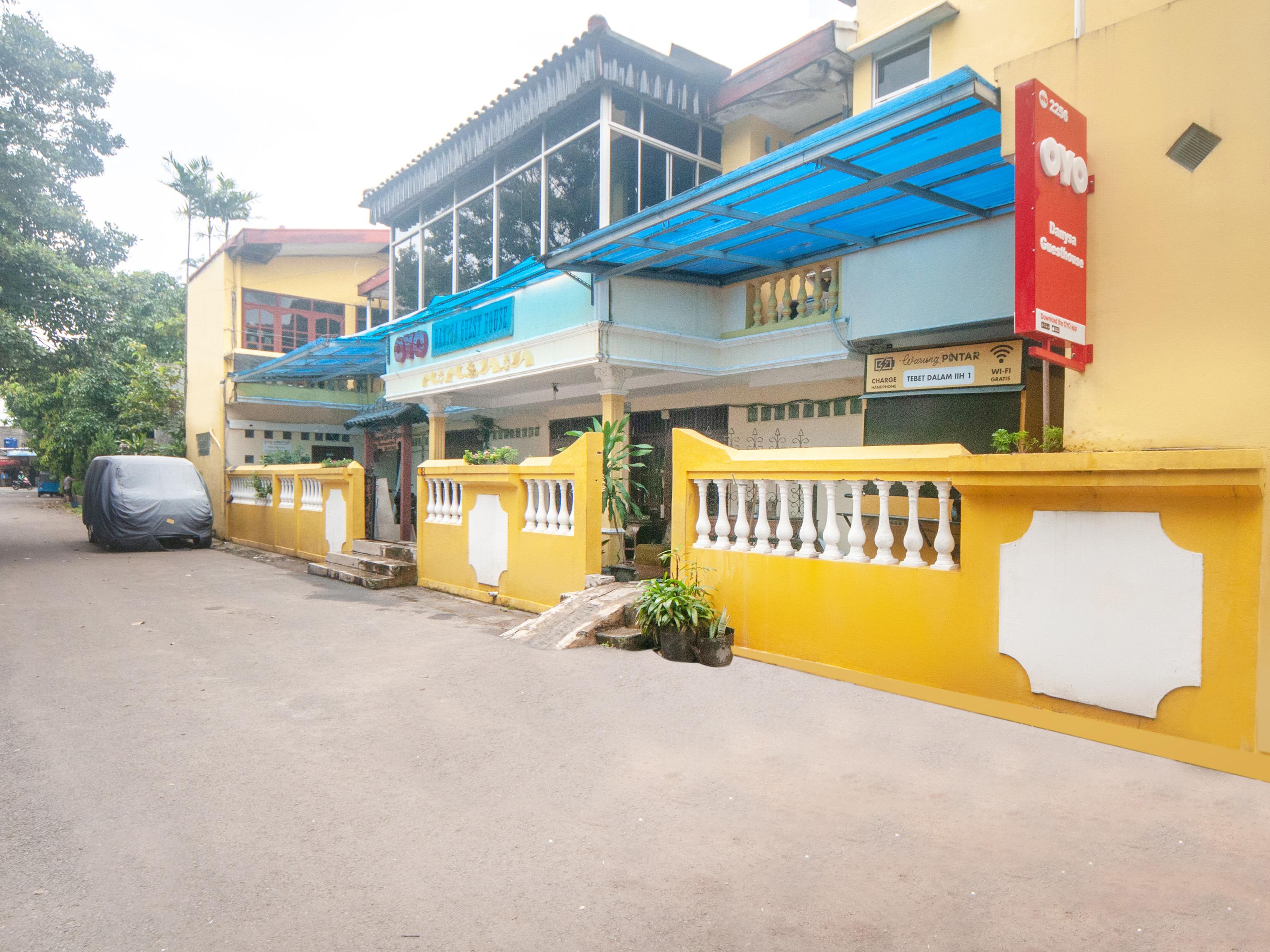 Hotel Oyo 2256 Danysa 2*