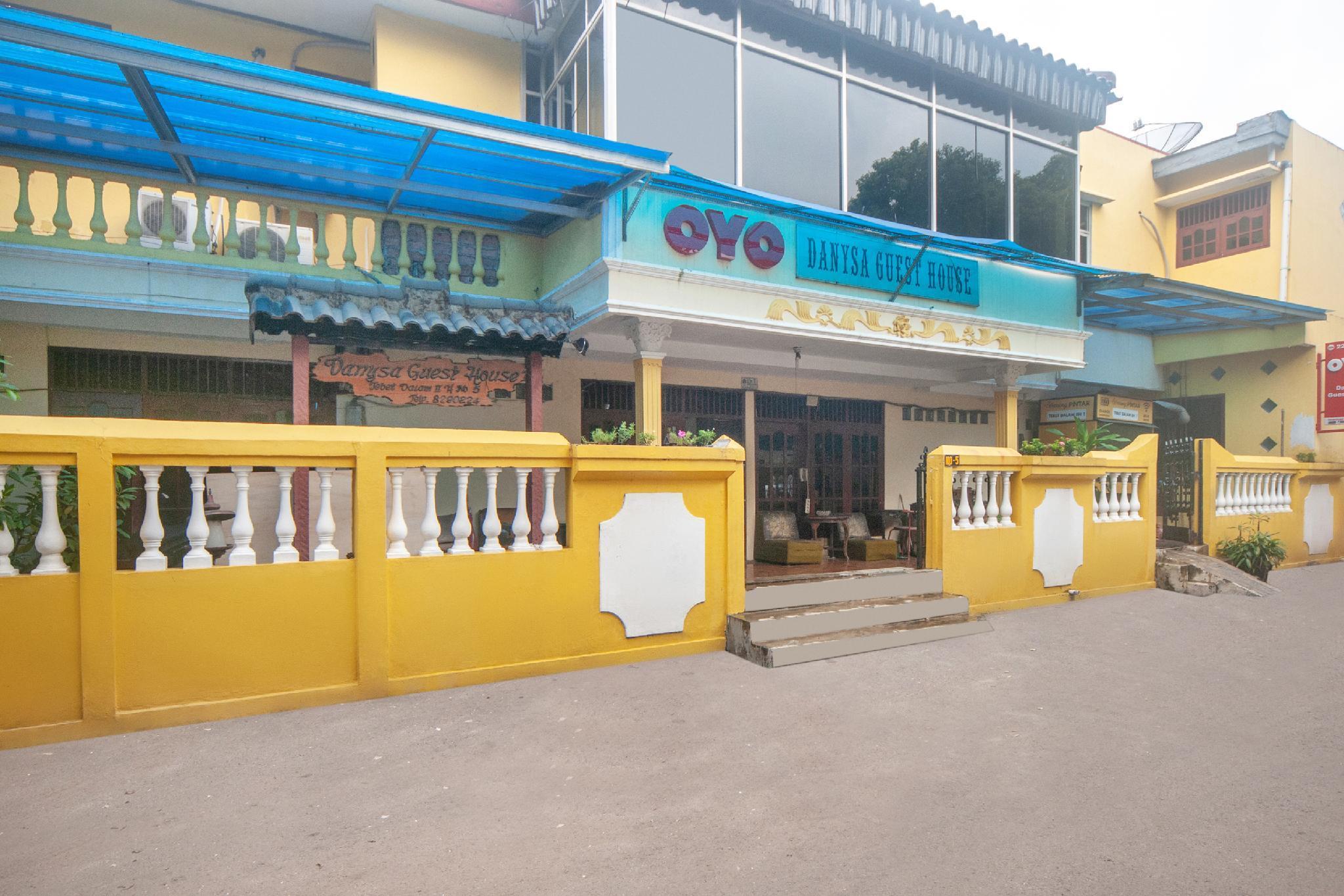 Oyo 2256 Danysa Jakarta
