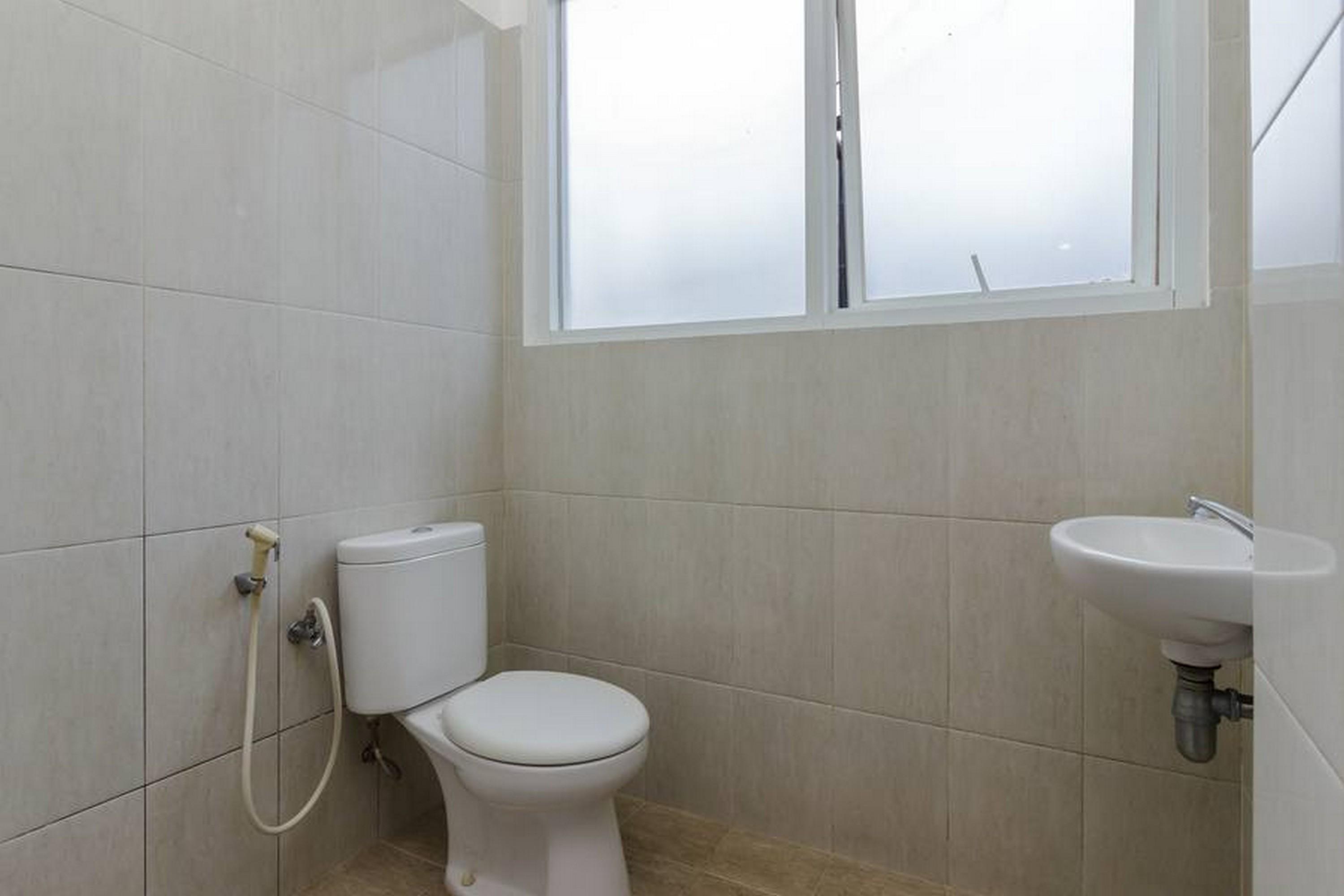 Reddoorz Premium @ Ampera Raya 2 Rumah tetamu Jakarta
