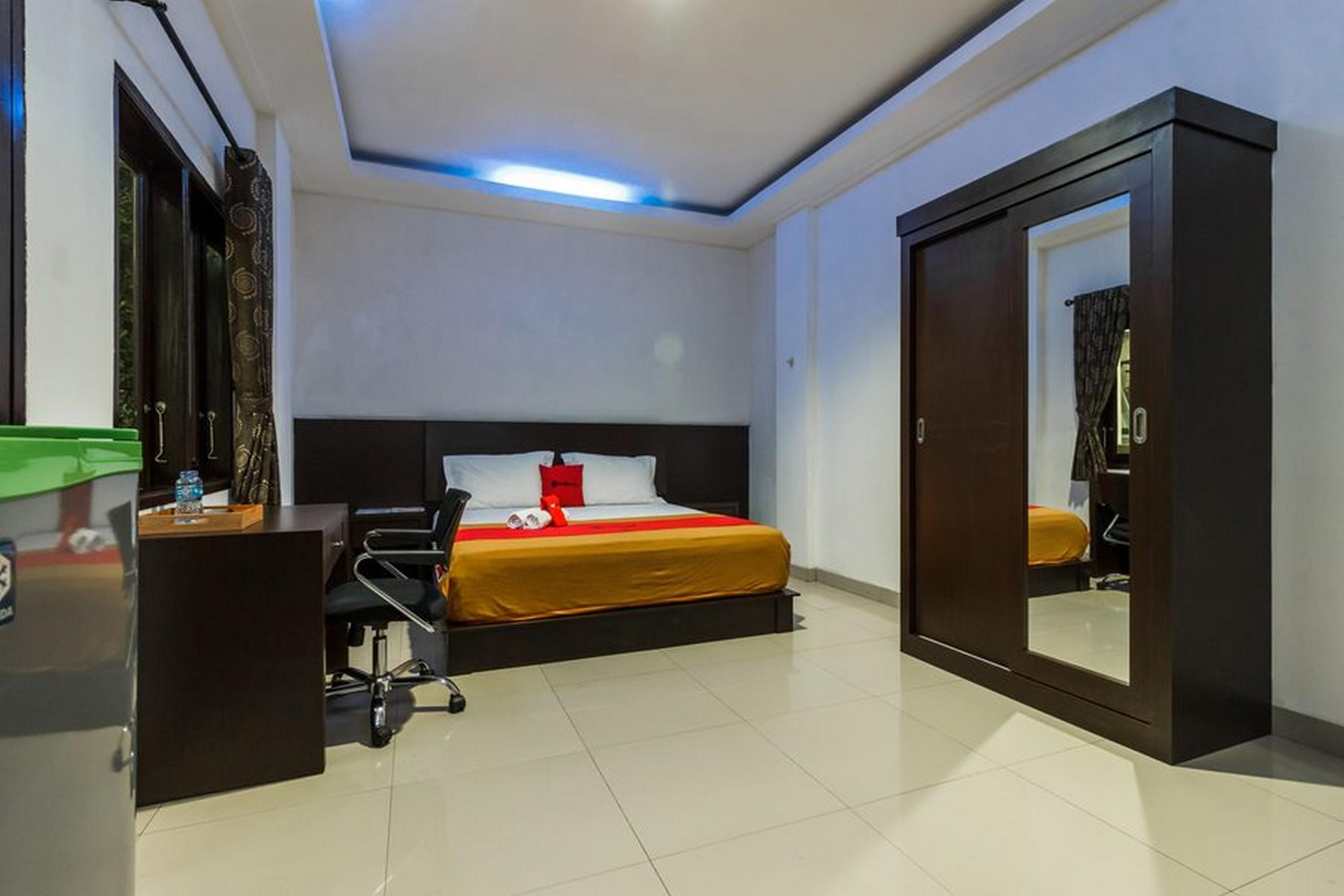 Reddoorz Premium @ Ampera Raya 2