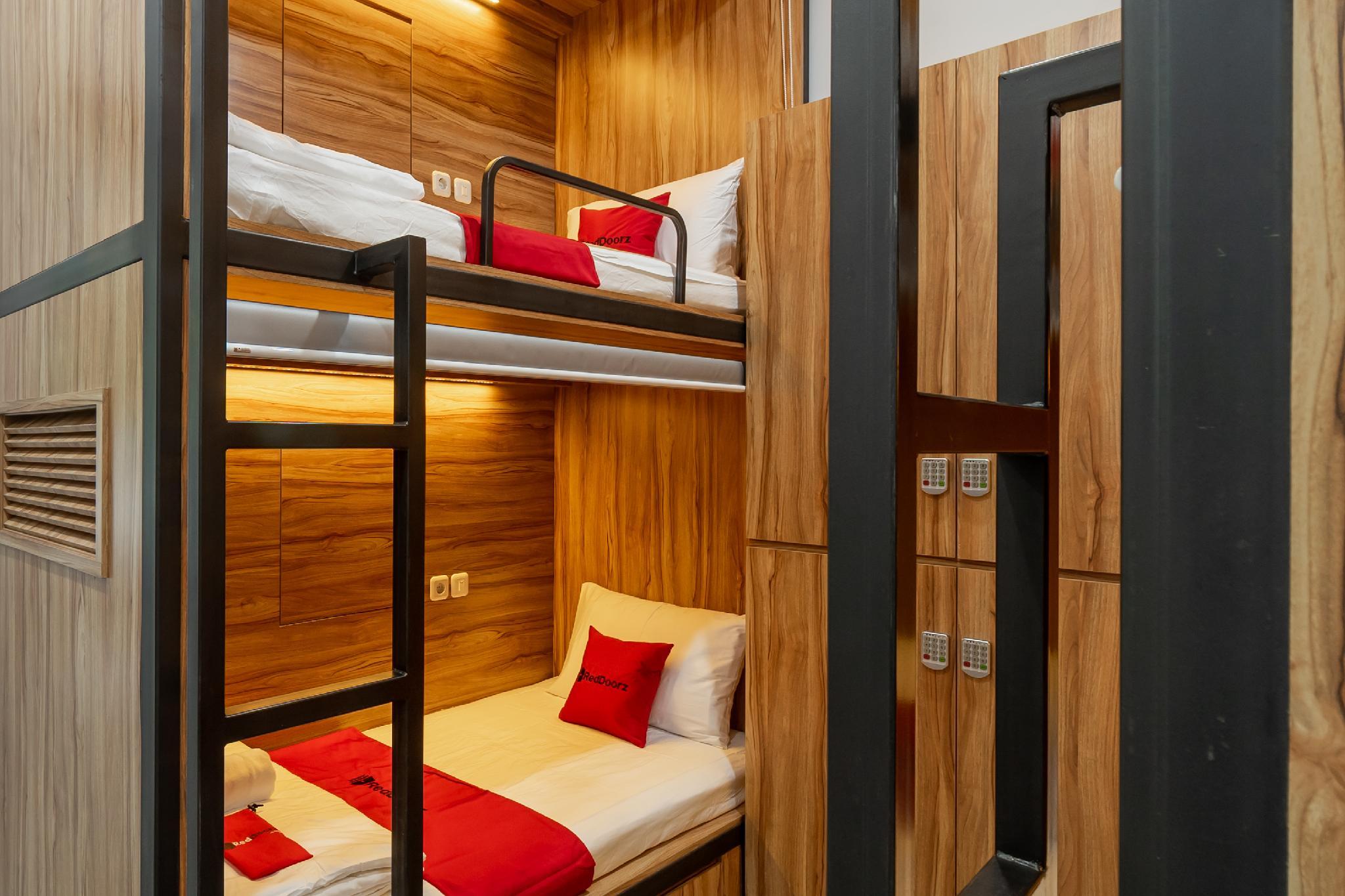 Reddoorz Near Senayan Jakarta