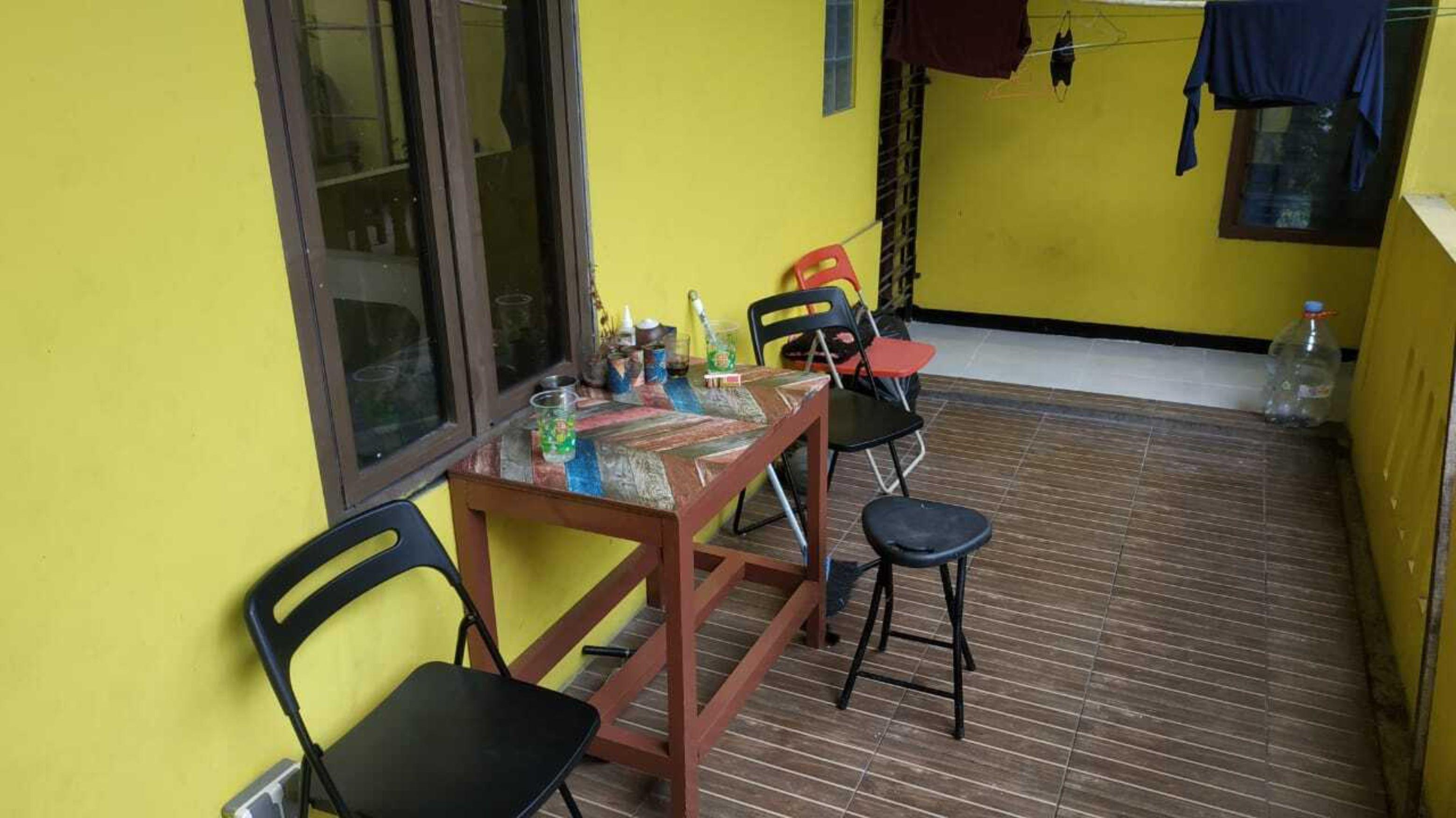 Kapsule Ui Depok - Male Only Hostel Jakarta