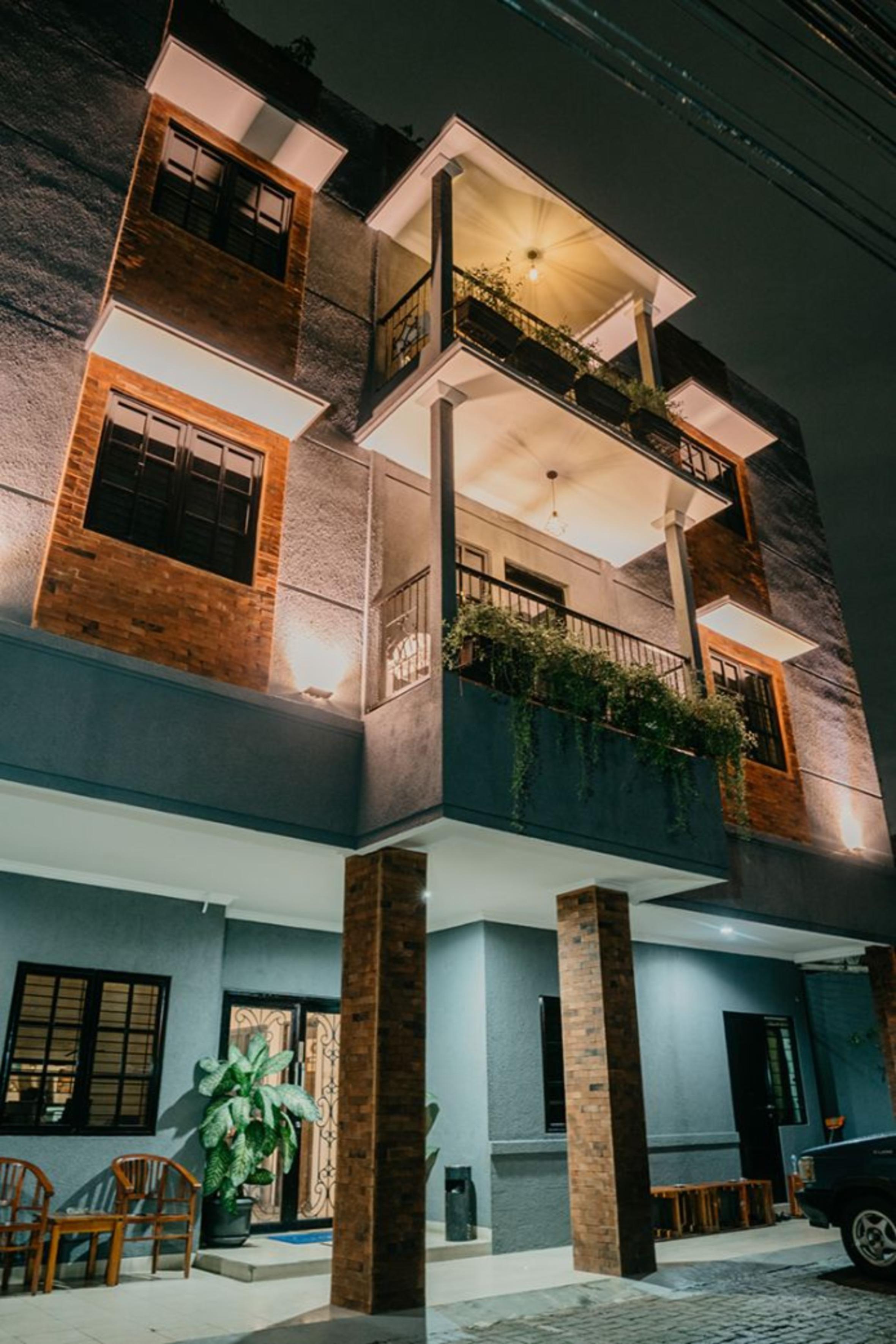 Hotel Tuju Abuserin Syariah