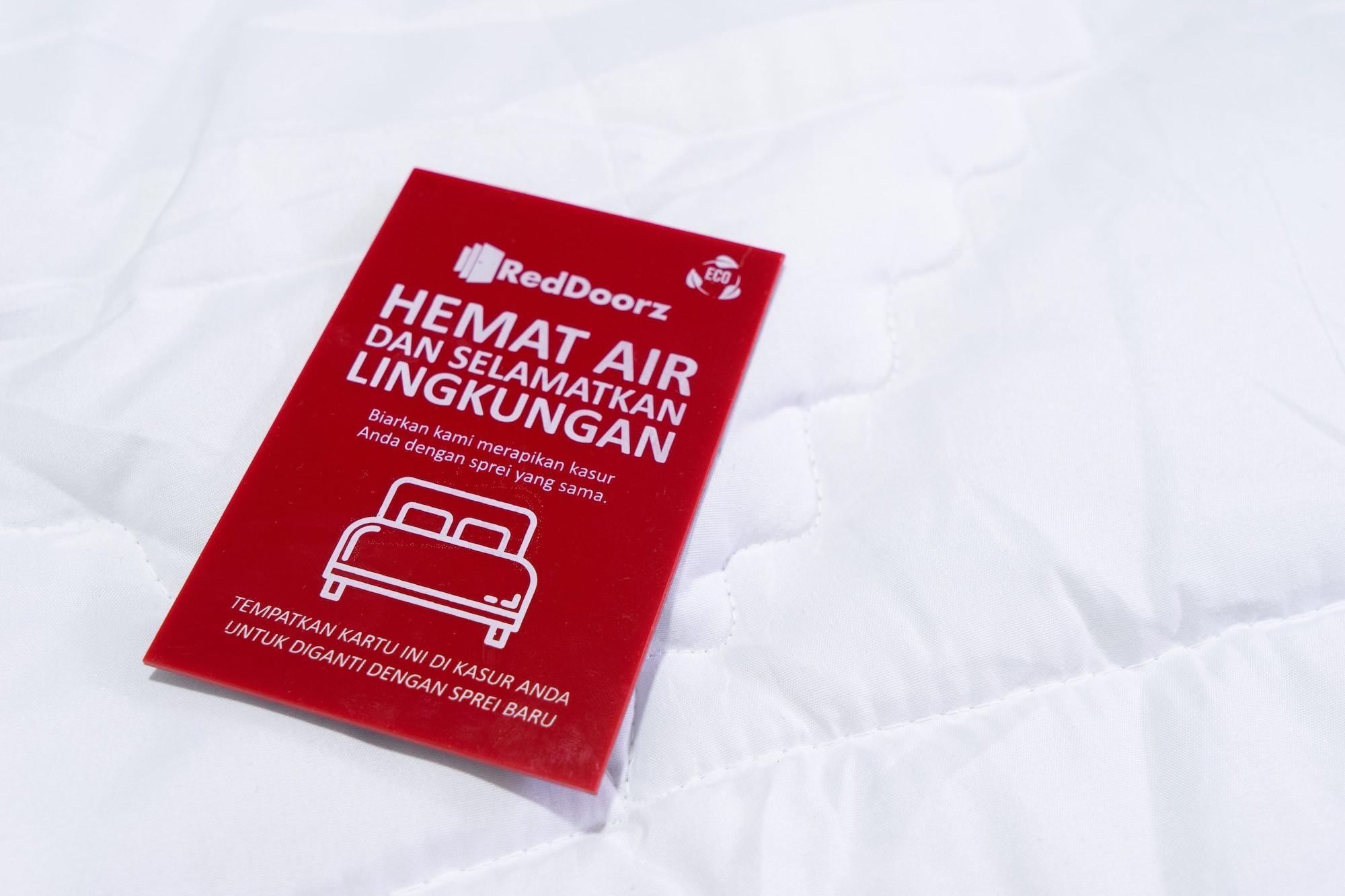 Reddoorz @ Sawah Besar Guest house 3*