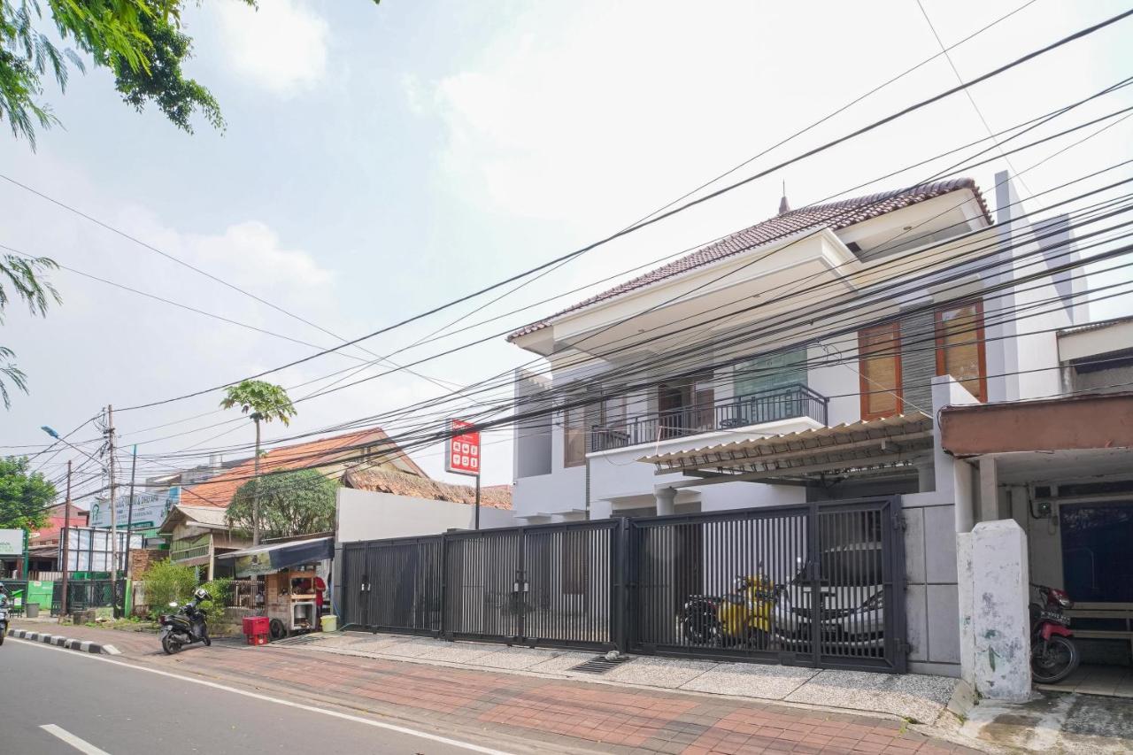 Reddoorz Near Rs Patria Ikkt Jakarta