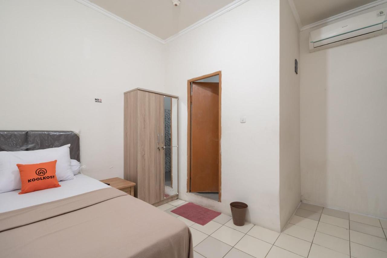 Hotel Koolkost Syariah @ Cempaka Putih Jakarta
