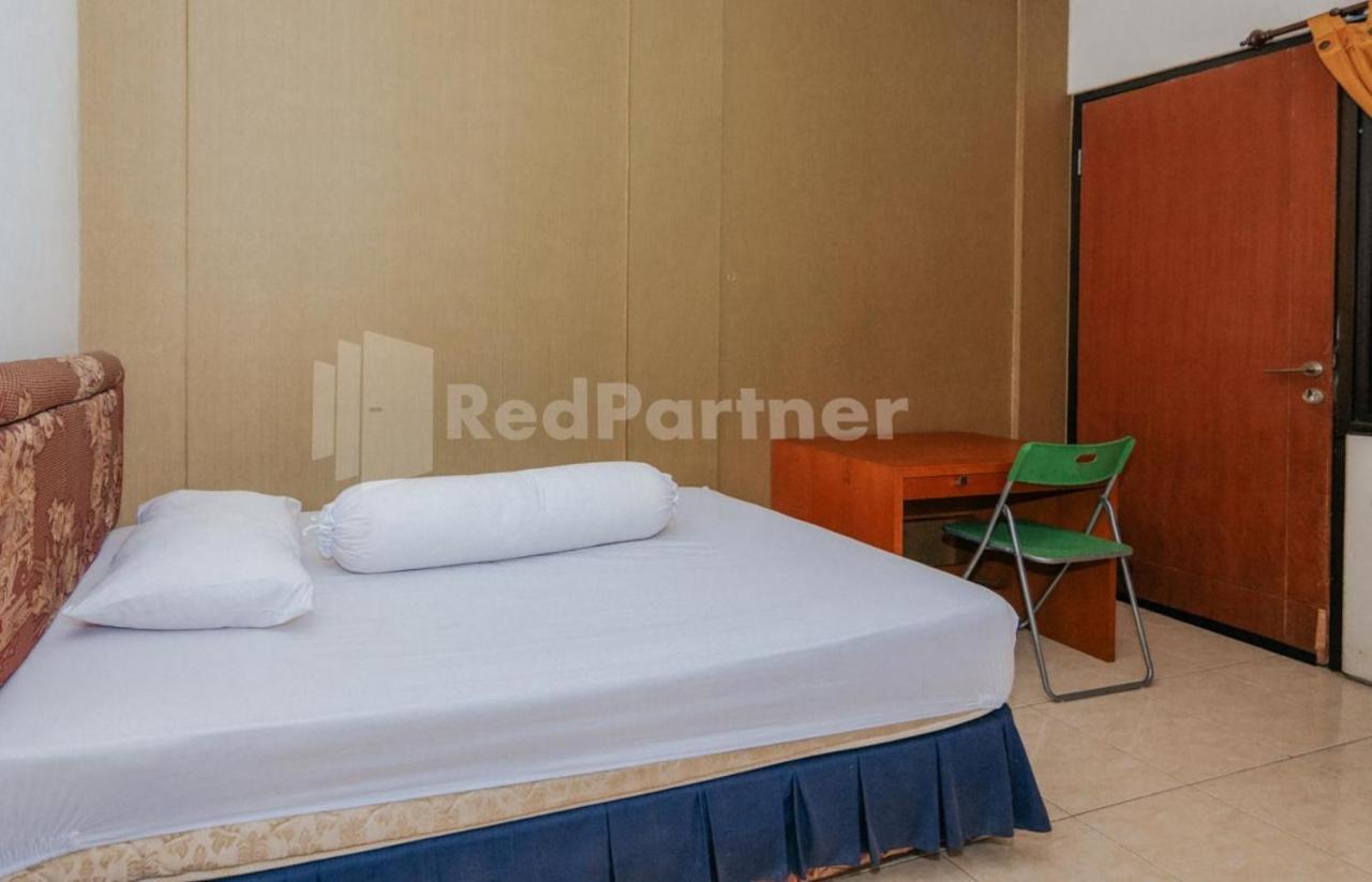 Khách sạn De Lugano Scbd Syariah Mitra Reddoorz *