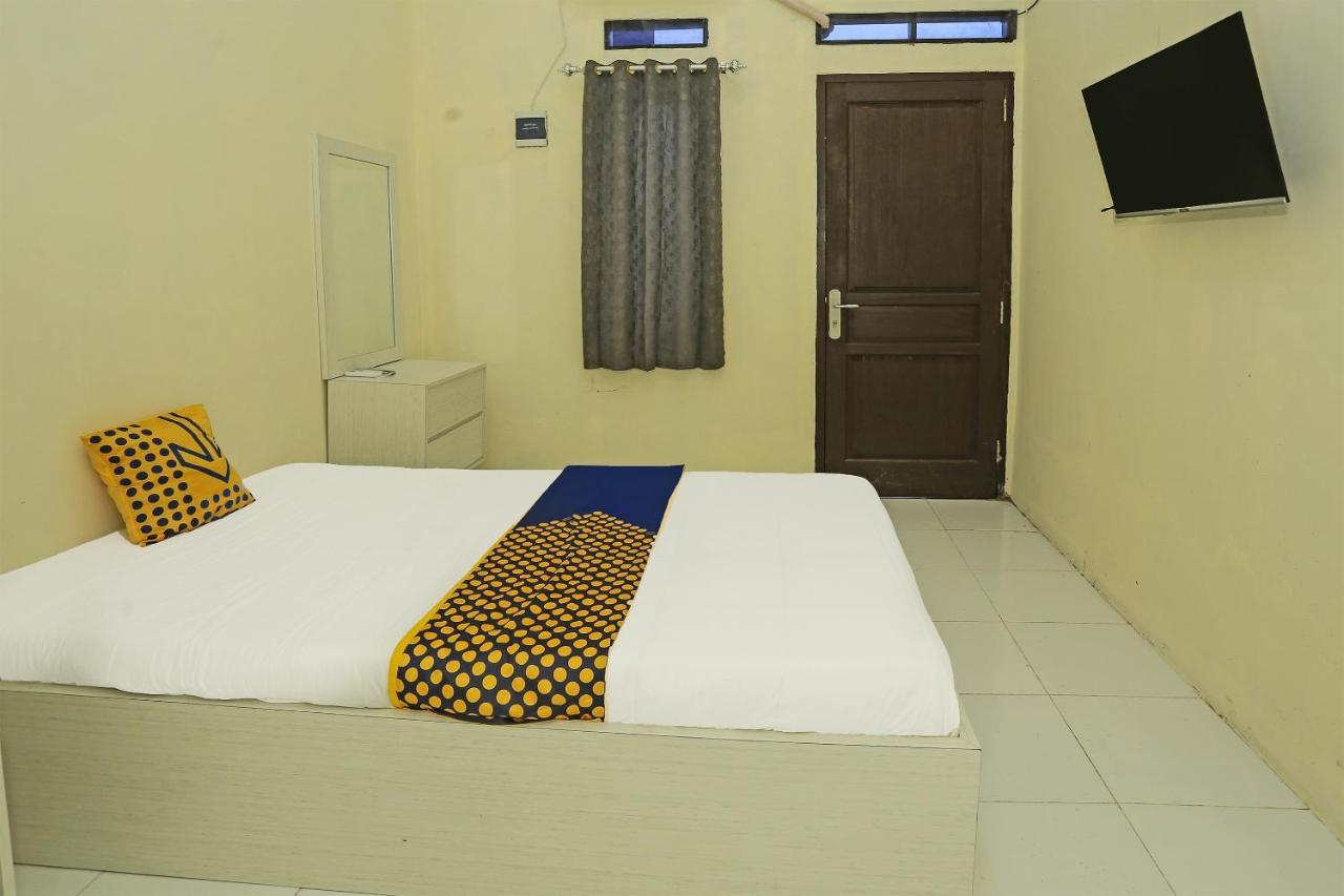 Oyo 91635 Terace House 2*