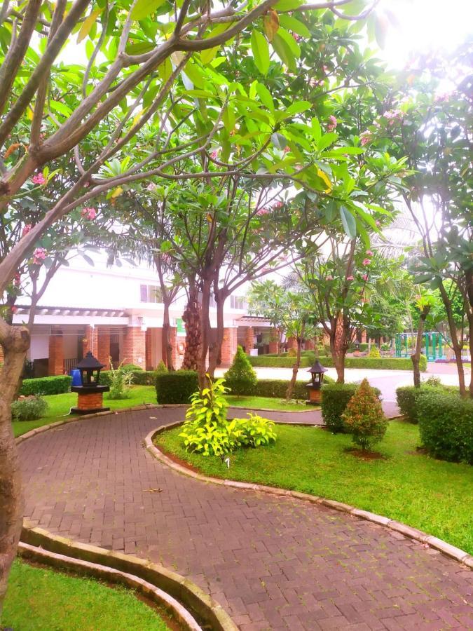 Pangsapuri Tiny With Pool, Jogging Track, Gym And Mall Jakarta