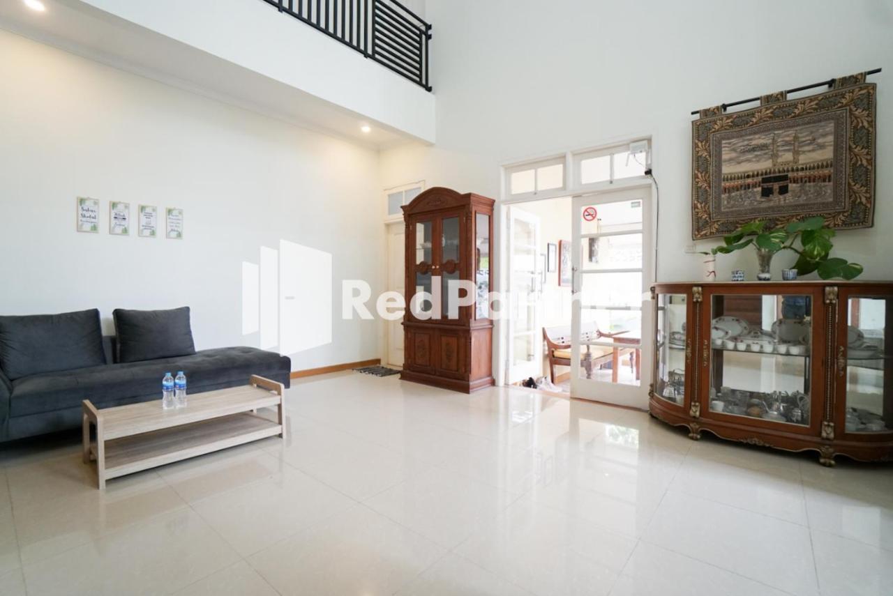 Fazza Syariah Mitra Reddoorz 2* Jakarta