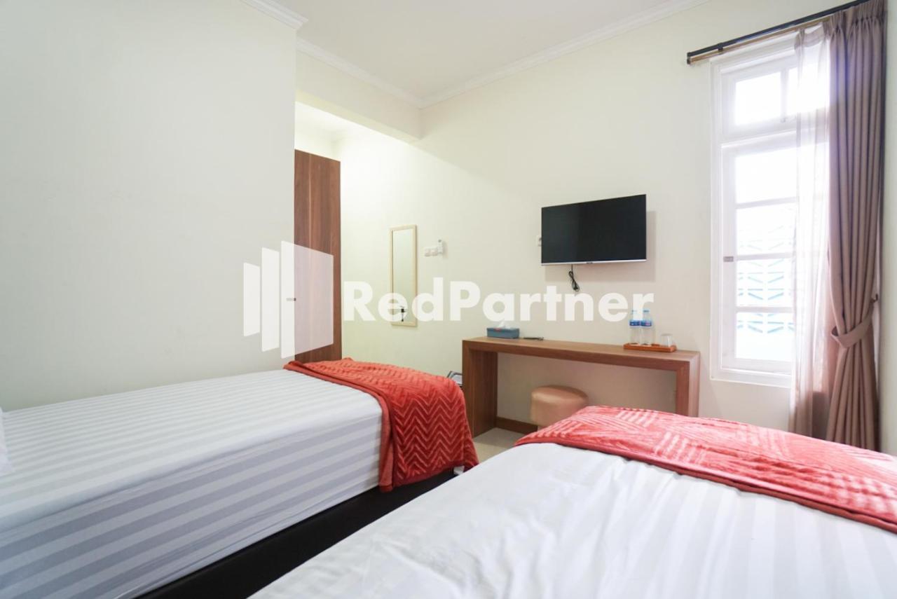 Fazza Syariah Mitra Reddoorz 2* Jakarta