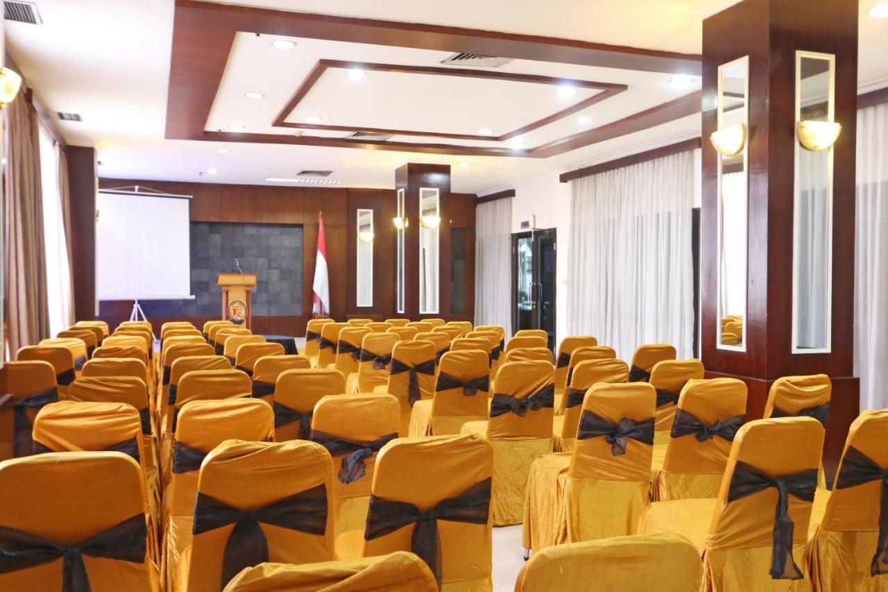 Hotel Kaisar 3*