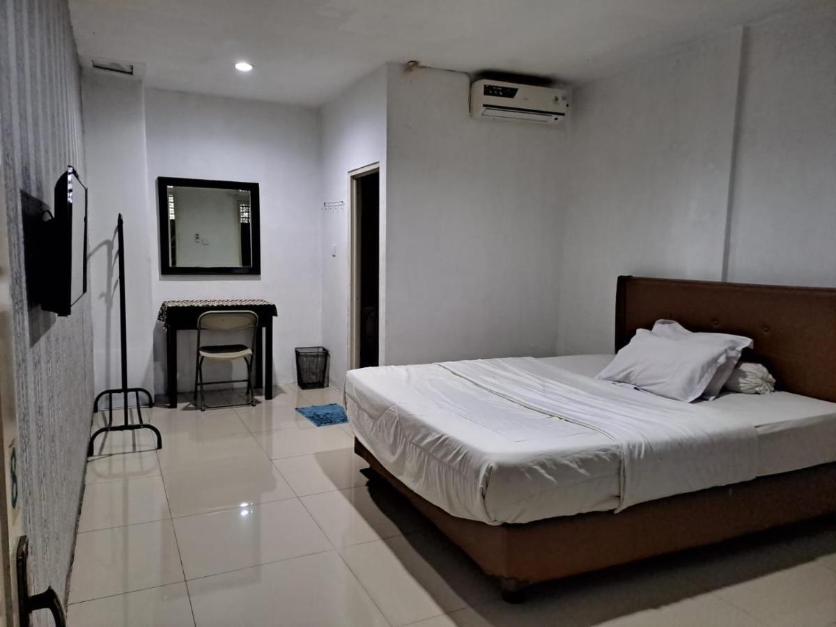 Unik Syariah * Jakarta