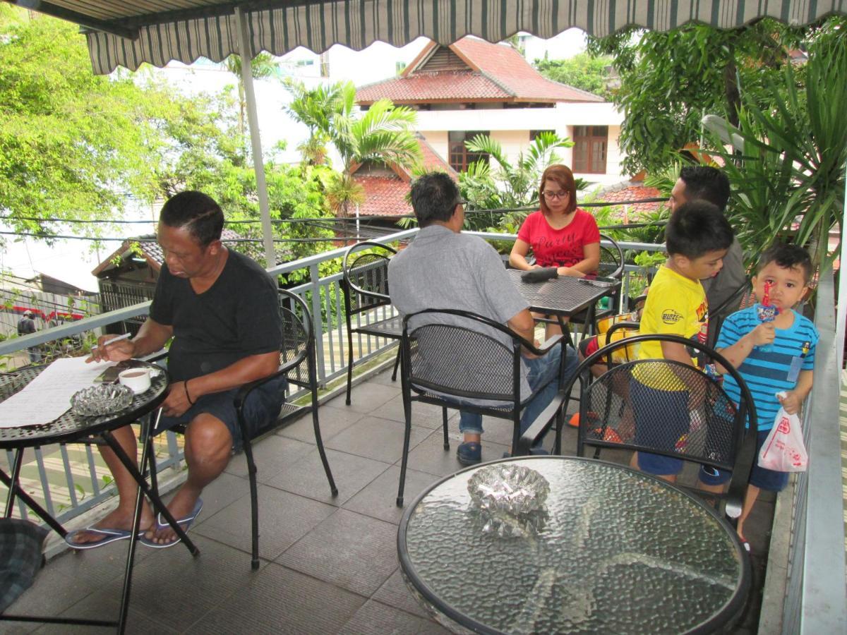 Hotel Bamboo & Cafe Jakarta